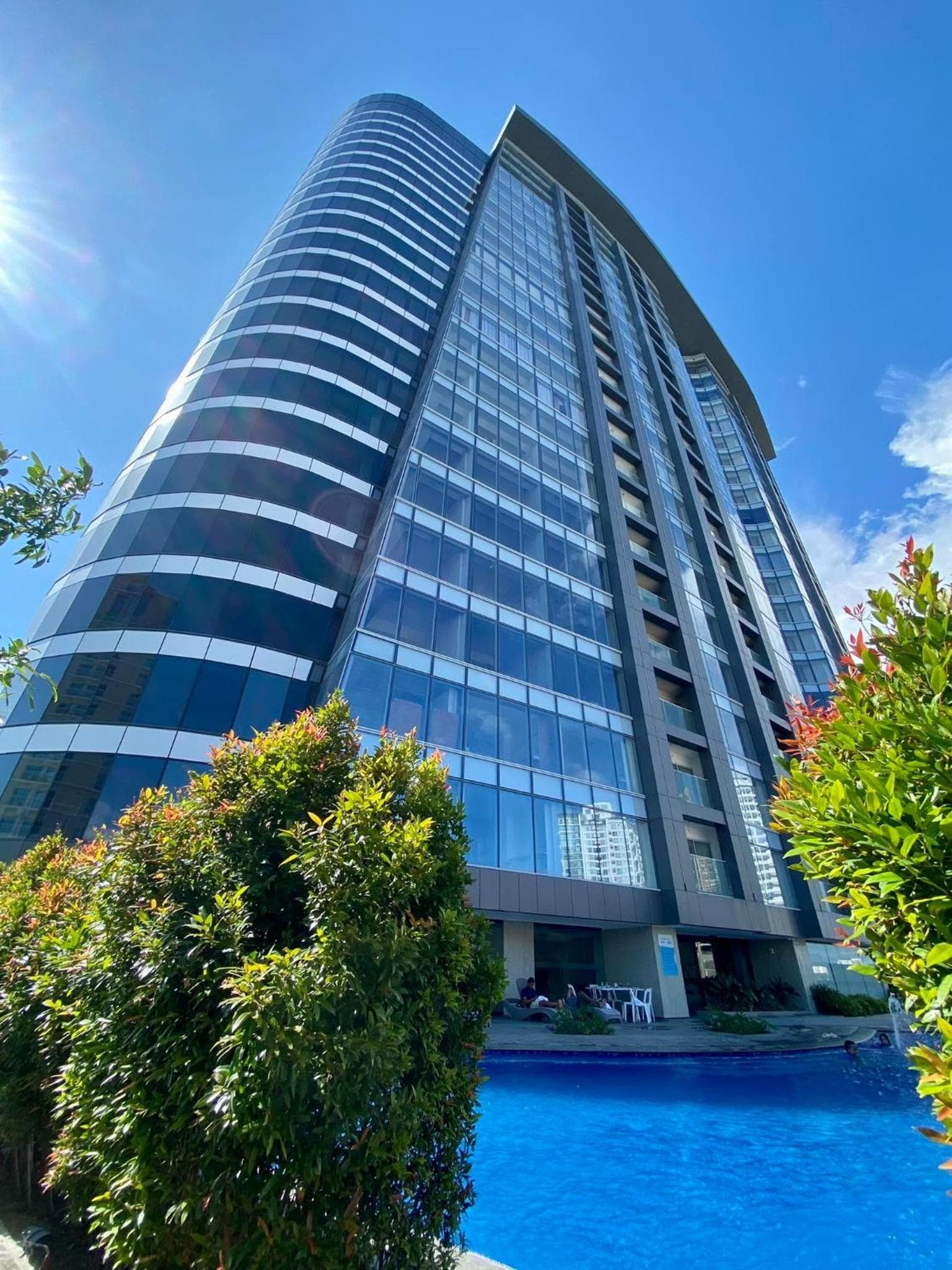 Aeon Towers Executive Suite 2BR 18th floor, Davao City