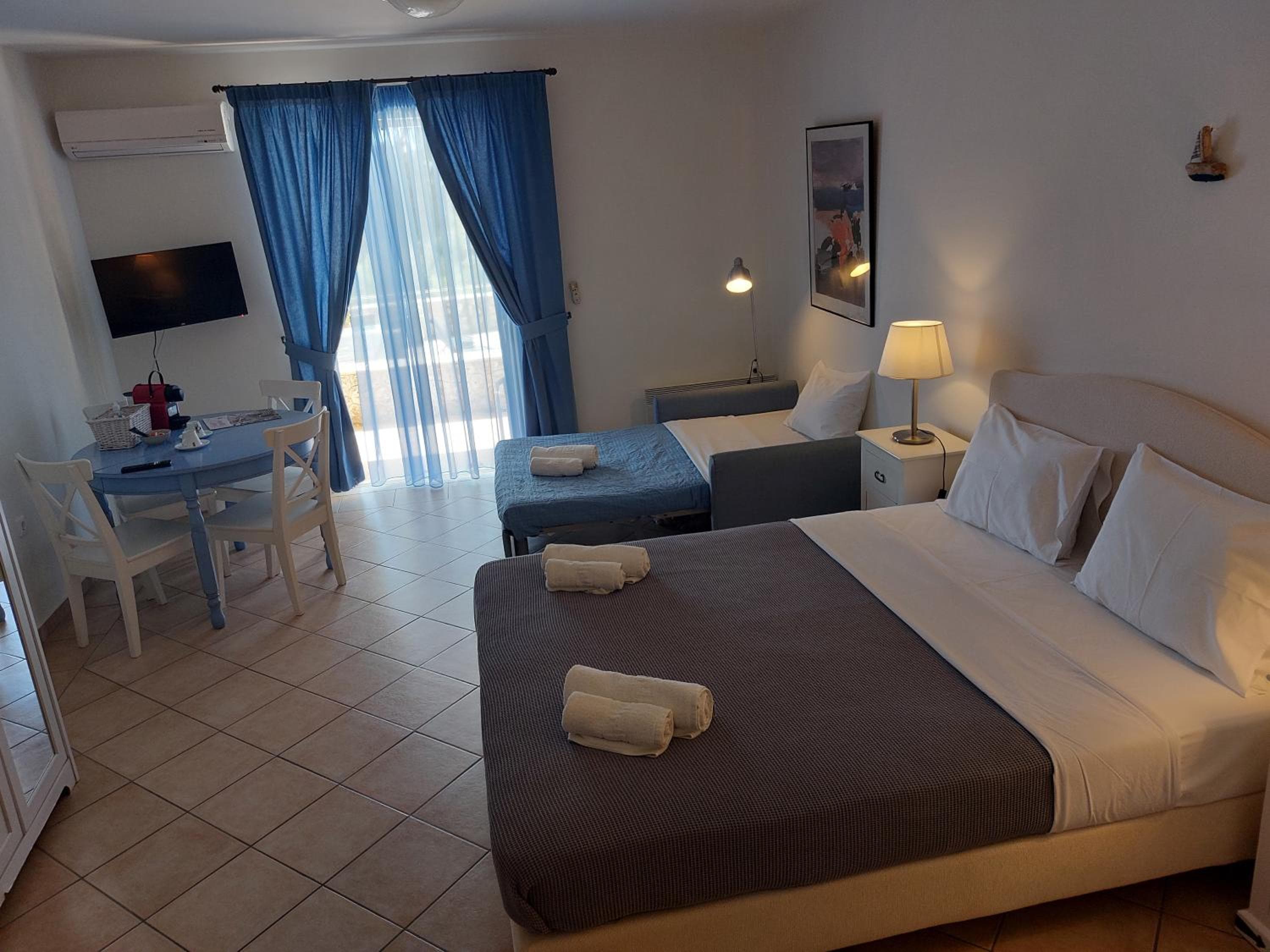 PLEIADES lUXURY APARTMENTS, Porto Heli, photo 5