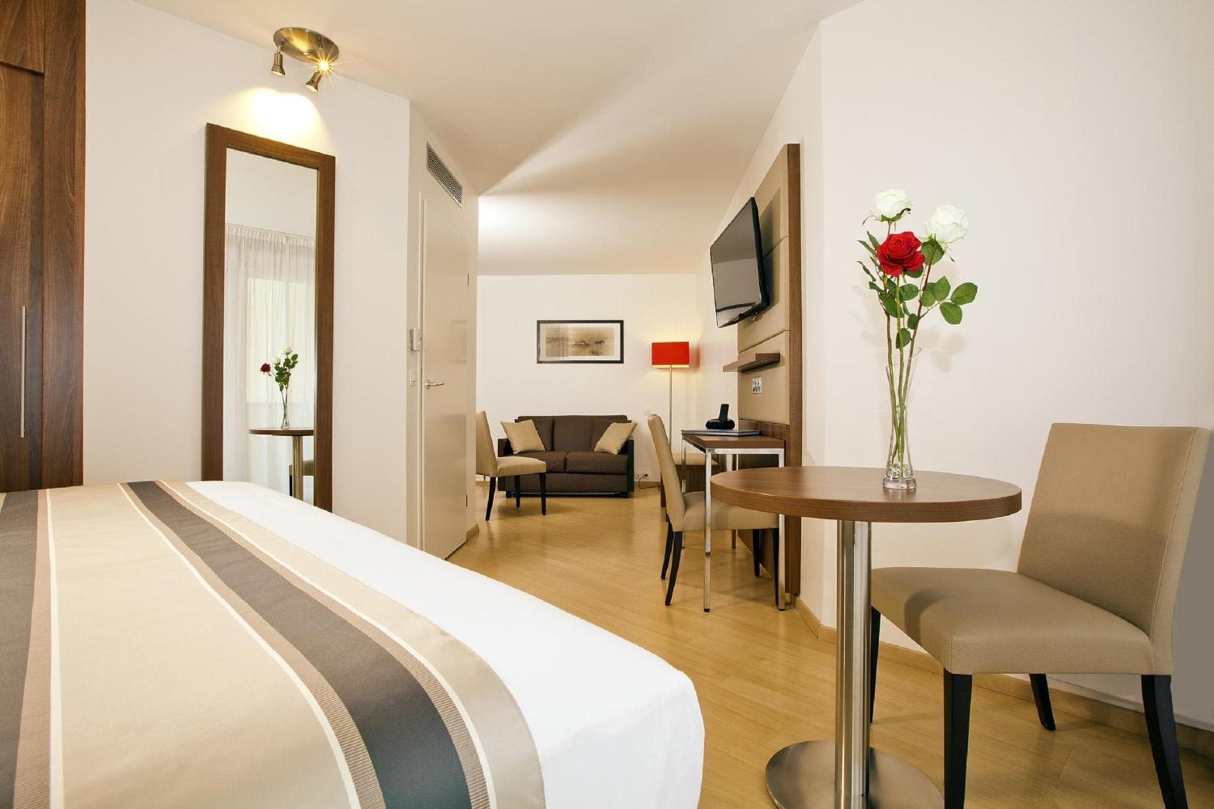 Residhome Paris-Massy, Massy, photo 2