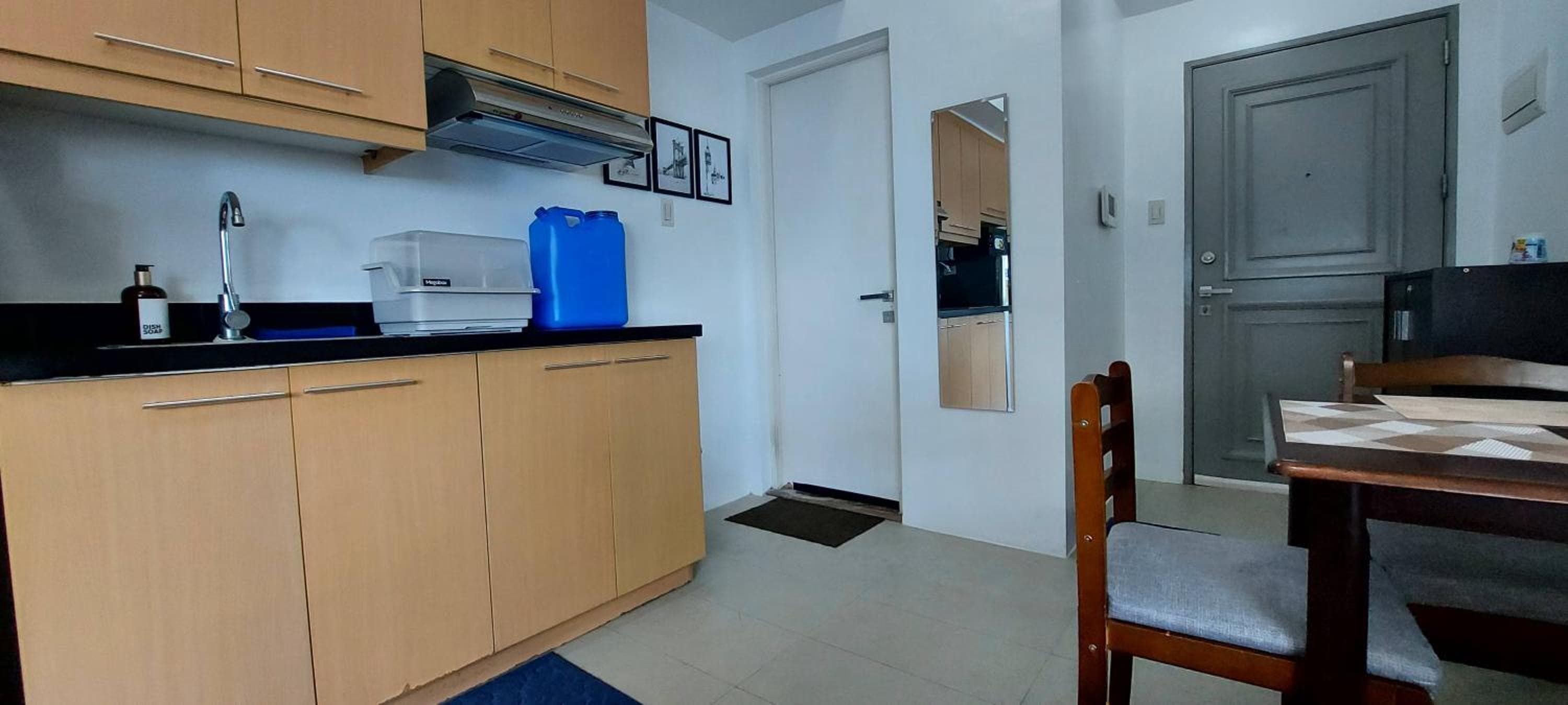 Kitchen at Spacious Studios