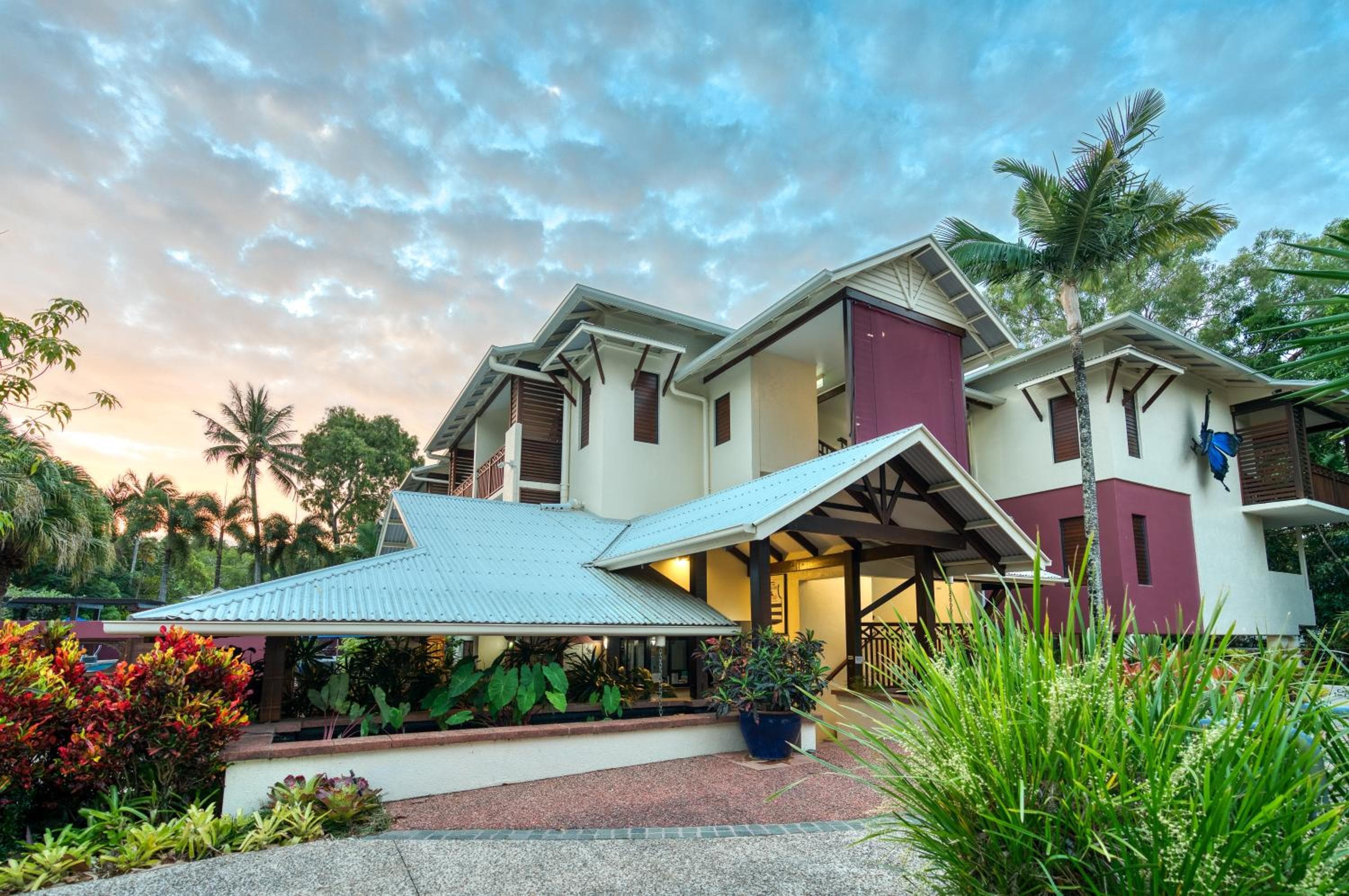 Freestyle Resort Port Douglas, Port Douglas
