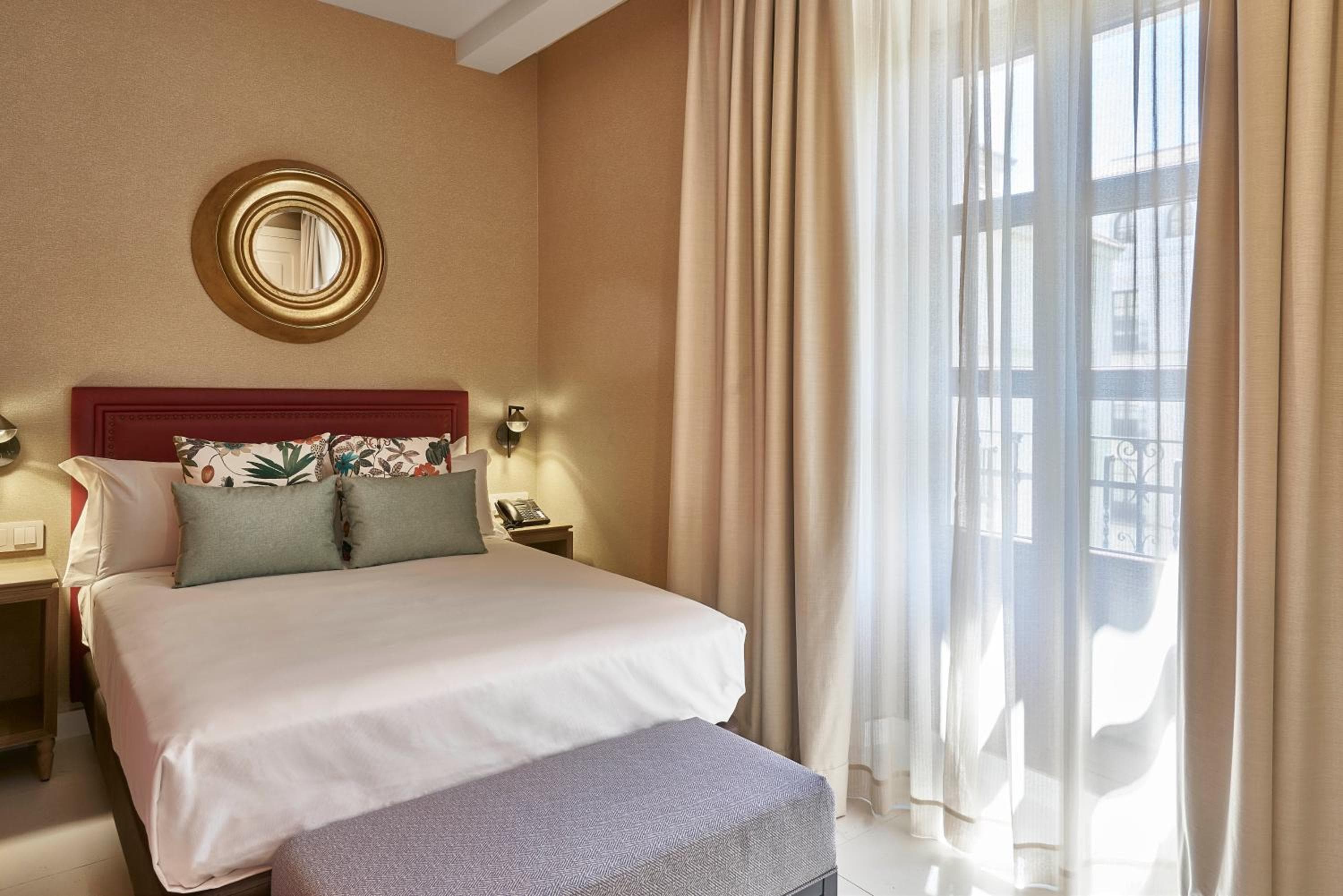 Vincci Molviedro Suites Apartments, Seville