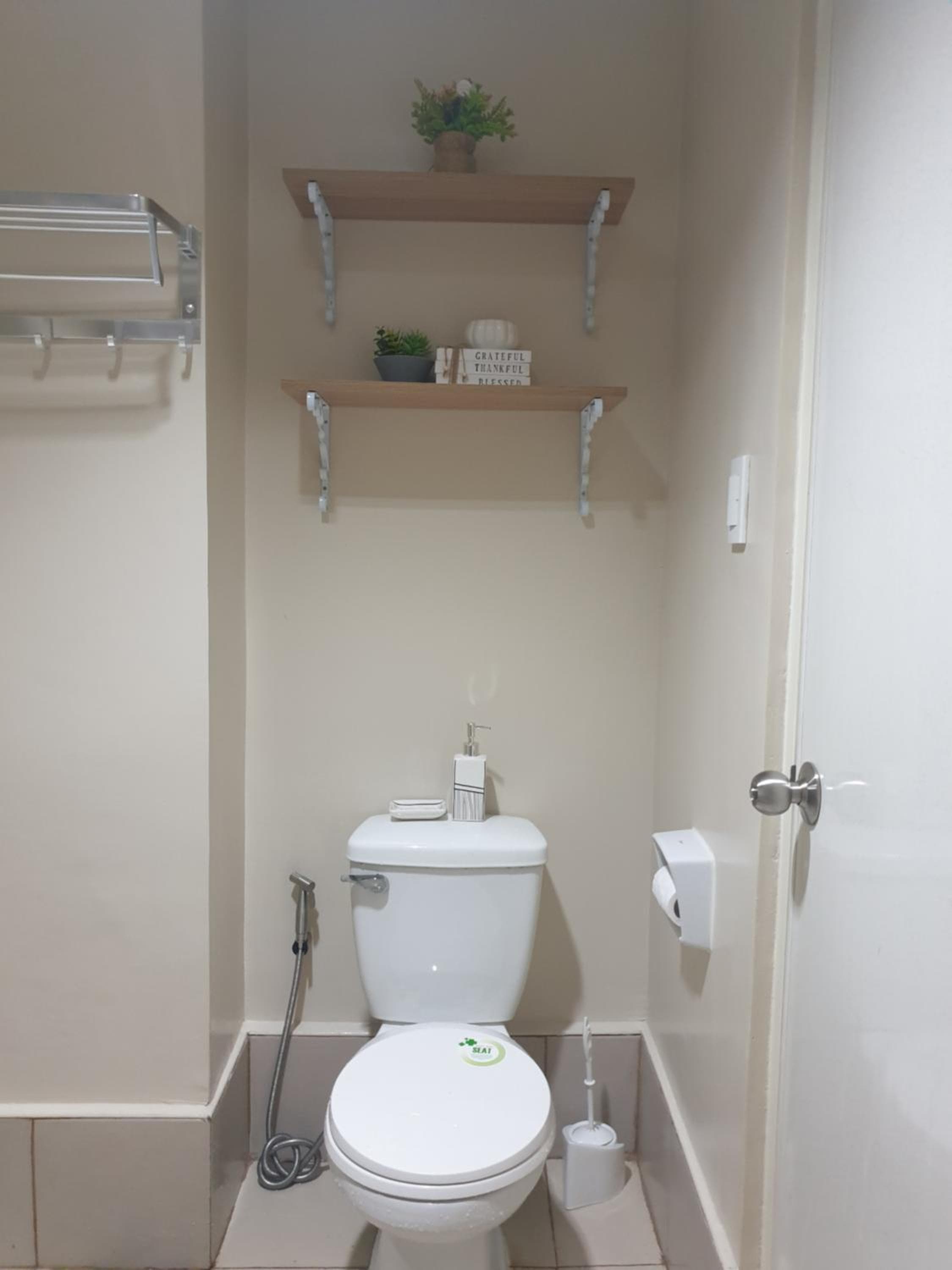 CunduNiAia Sunvida Tower Condominium Unit Across SM Cebu, Cebu City, photo 6