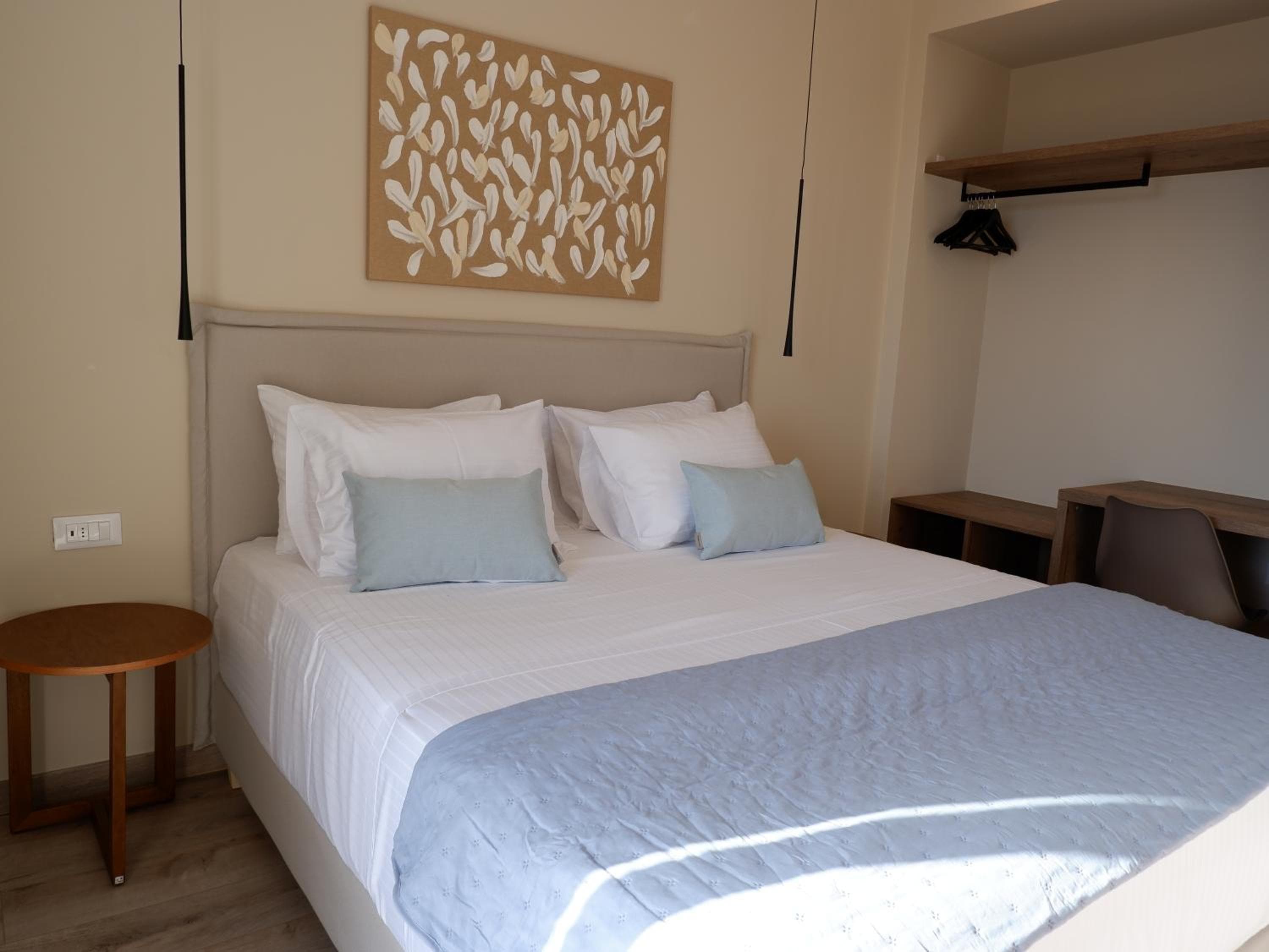 Kaiser Luxury Suites, Achílleion, photo 3