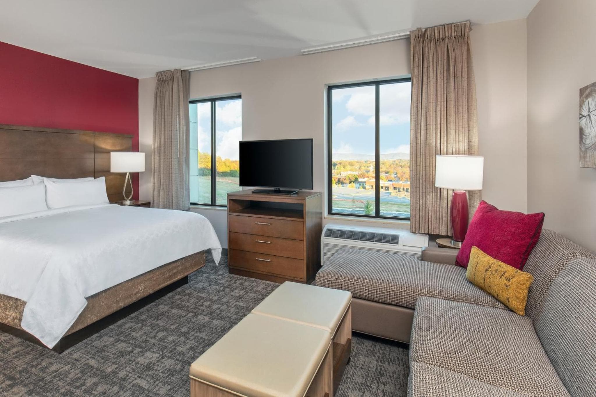 Staybridge Suites Charlottesville Airport by IHG, Charlottesville, photo 2