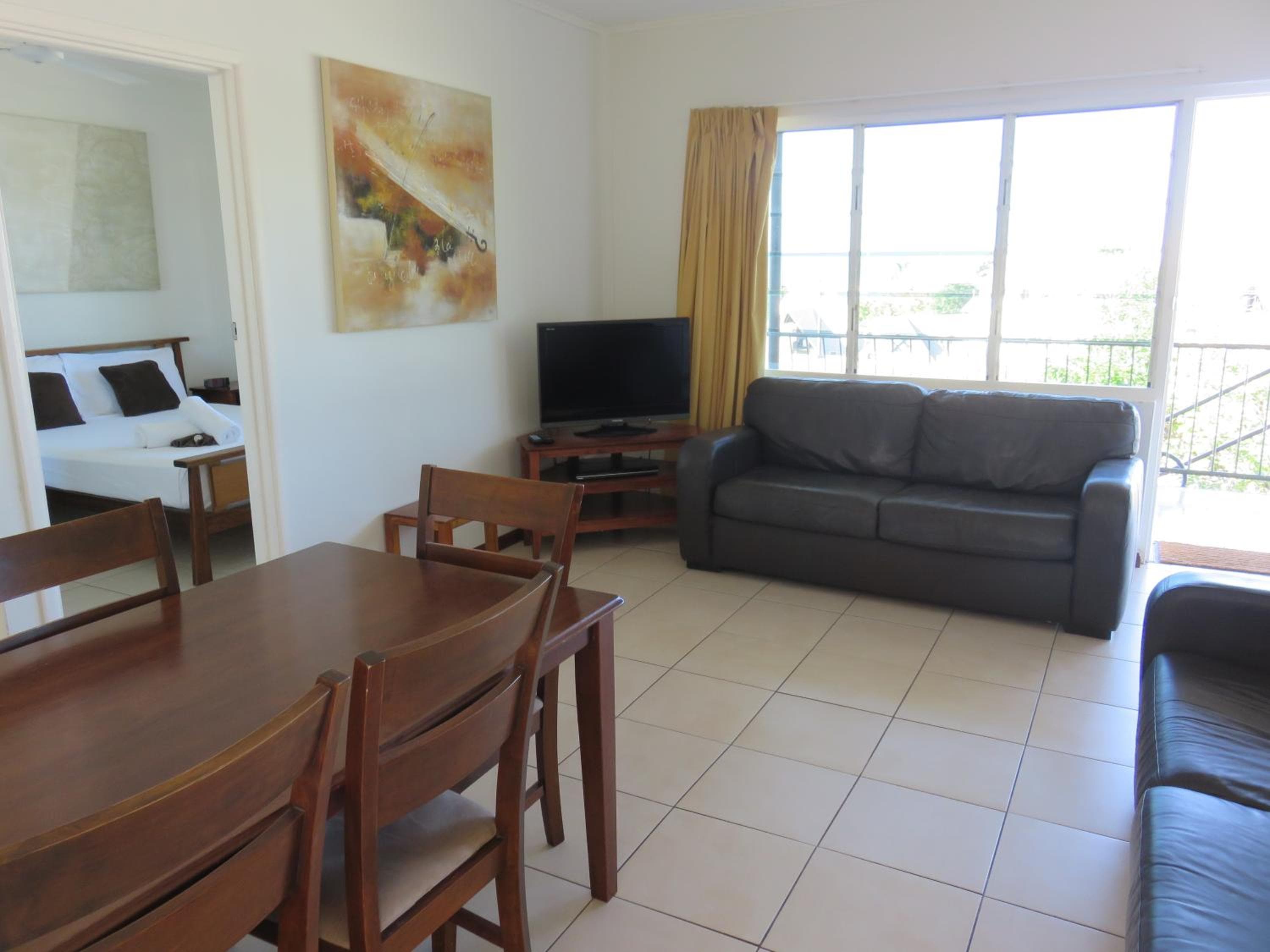 Airlie Beach Apartments, Airlie Beach, photo 4