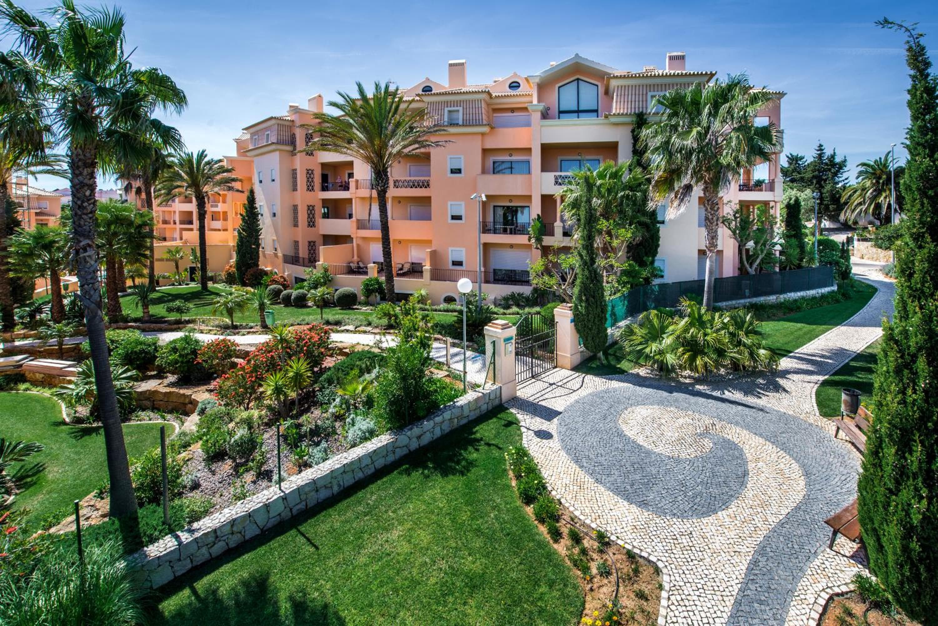 Estrela da Luz Resort, Luz