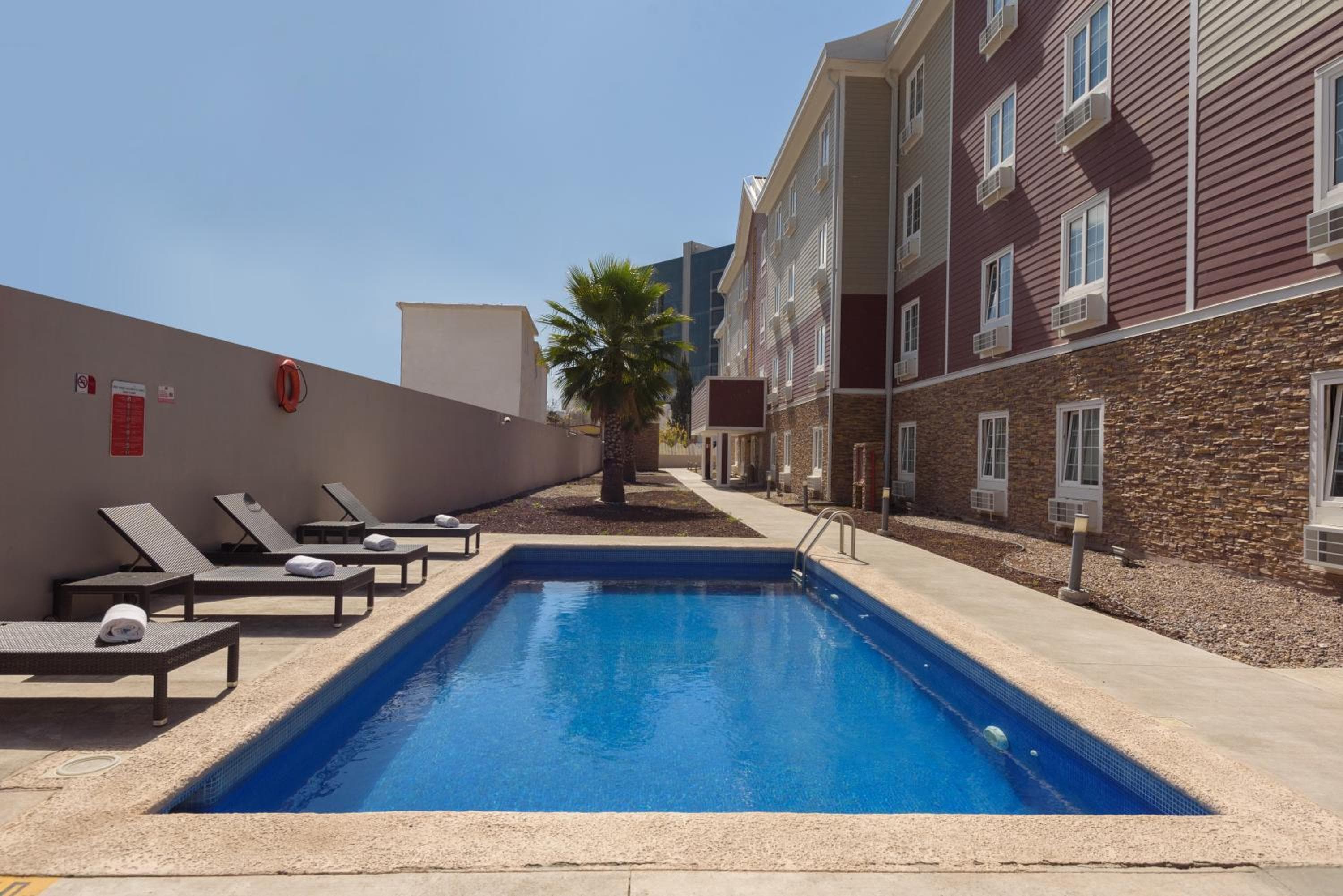 Extended Suites Saltillo Galerías, Saltillo, photo 2