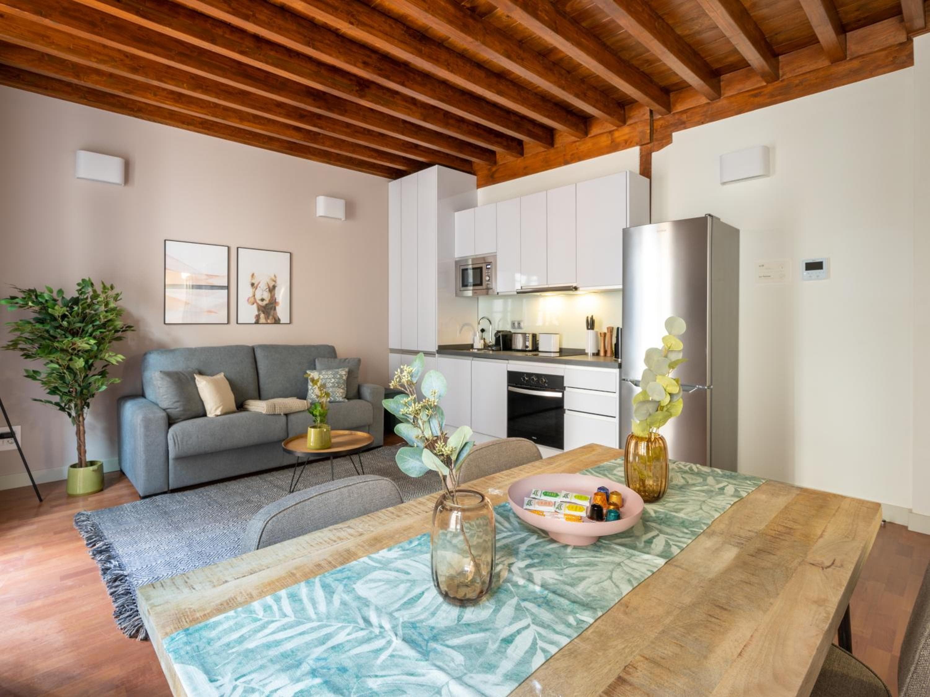 Limehome Granada Calle Mirasol, Granada, photo 6