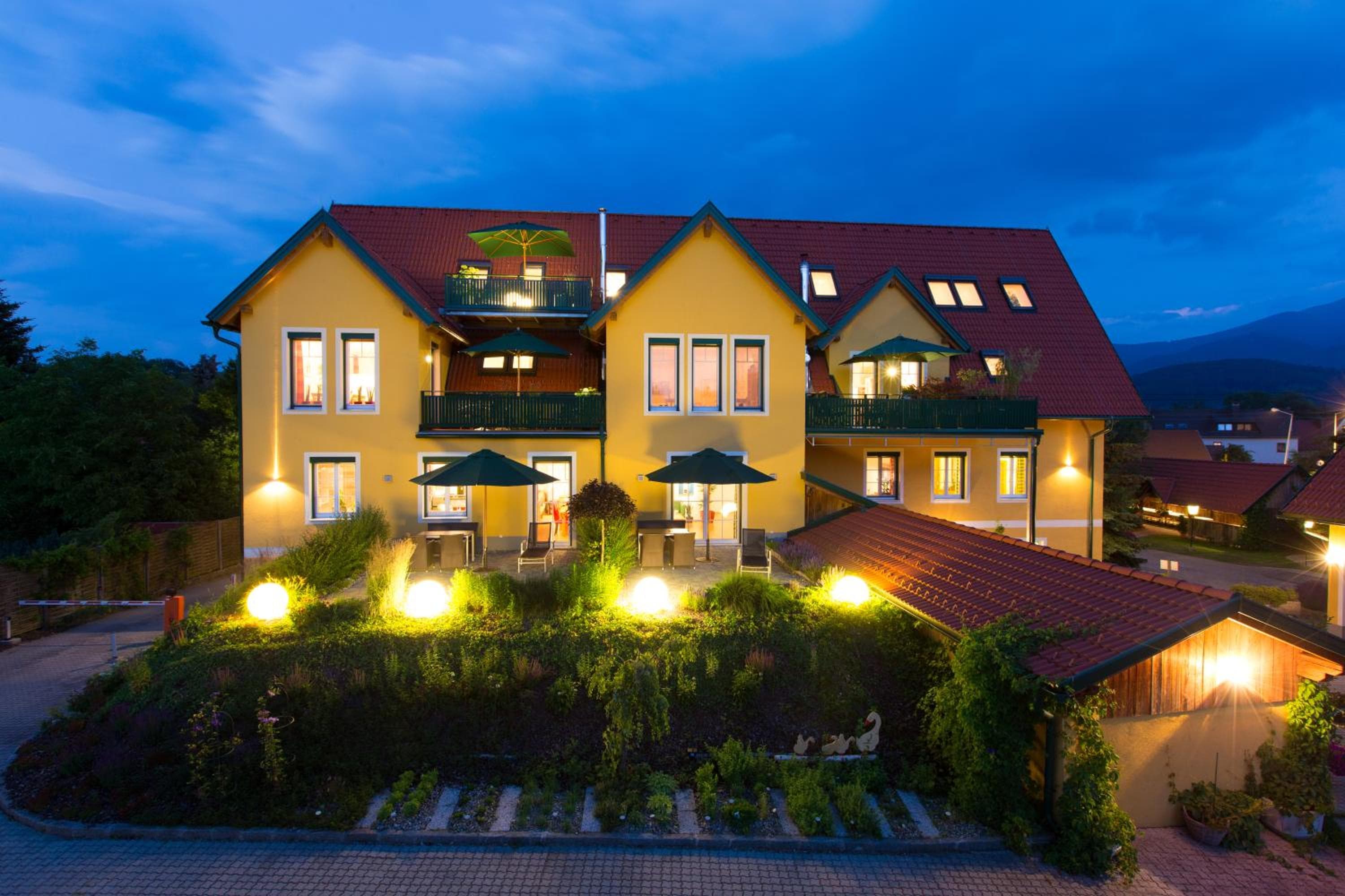 Komfort Appartements Zirbenland - adults only - no dogs, Weißkirchen in Steiermark