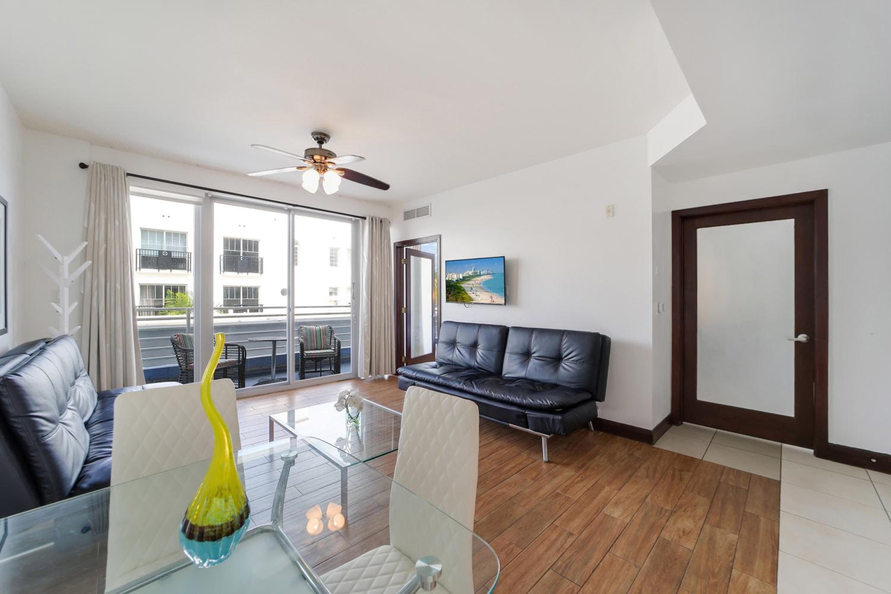 Strand Ocean Drive Suites, Miami Beach, photo 5