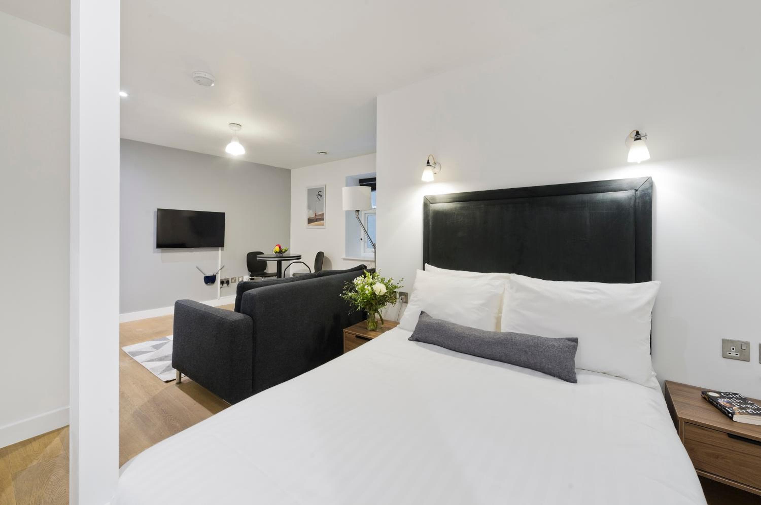 Crane Court by City2Stay, London, photo 6