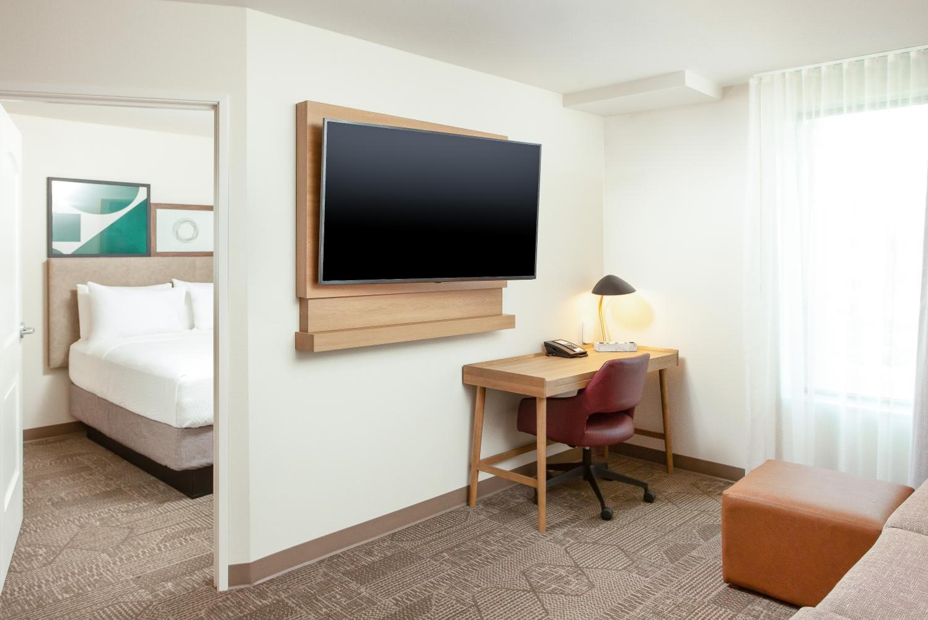 Staybridge Suites San Bernardino - Loma Linda by IHG, San Bernardino, photo 2