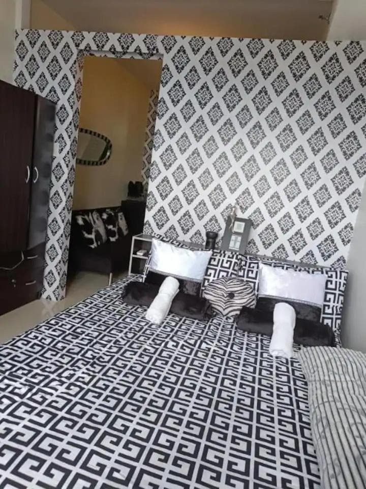 Panoramic View of Taal 1727 SMDC with wifi and free Indoor parking, Tagaytay, photo 5
