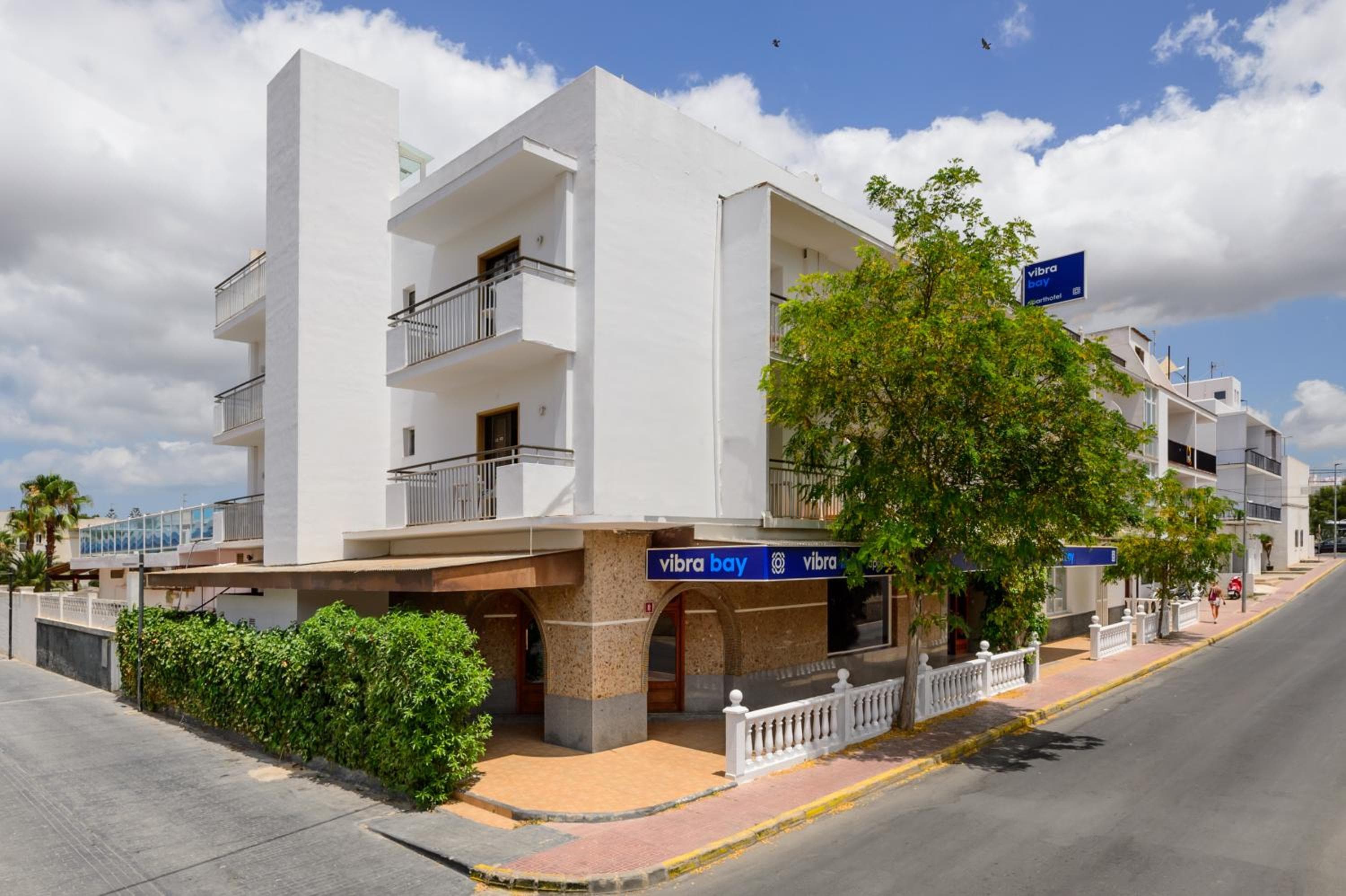 Aparthotel Vibra Bay, San Antonio, photo 4