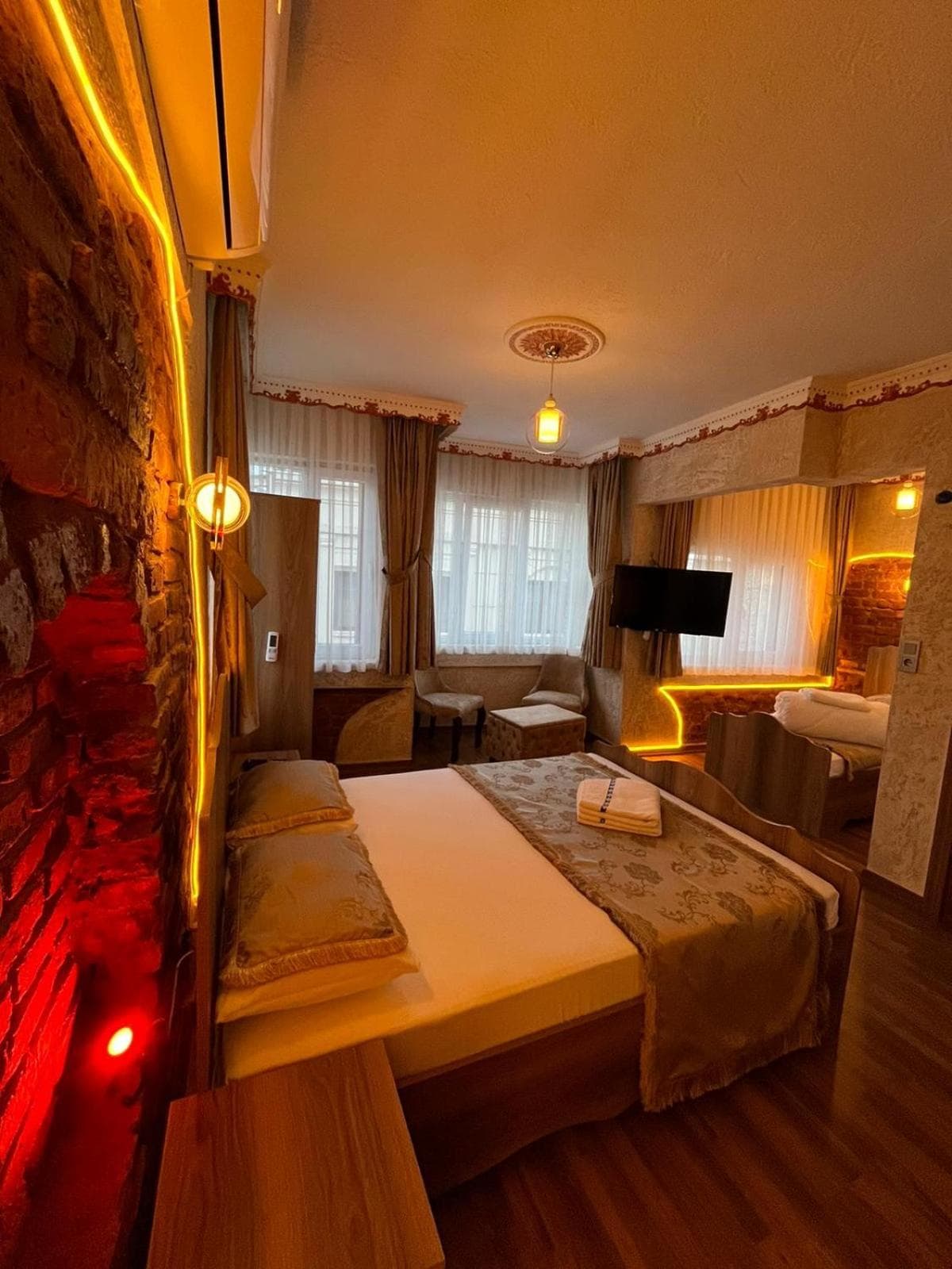 Golden Arrow Hotel, Istanbul, photo 3