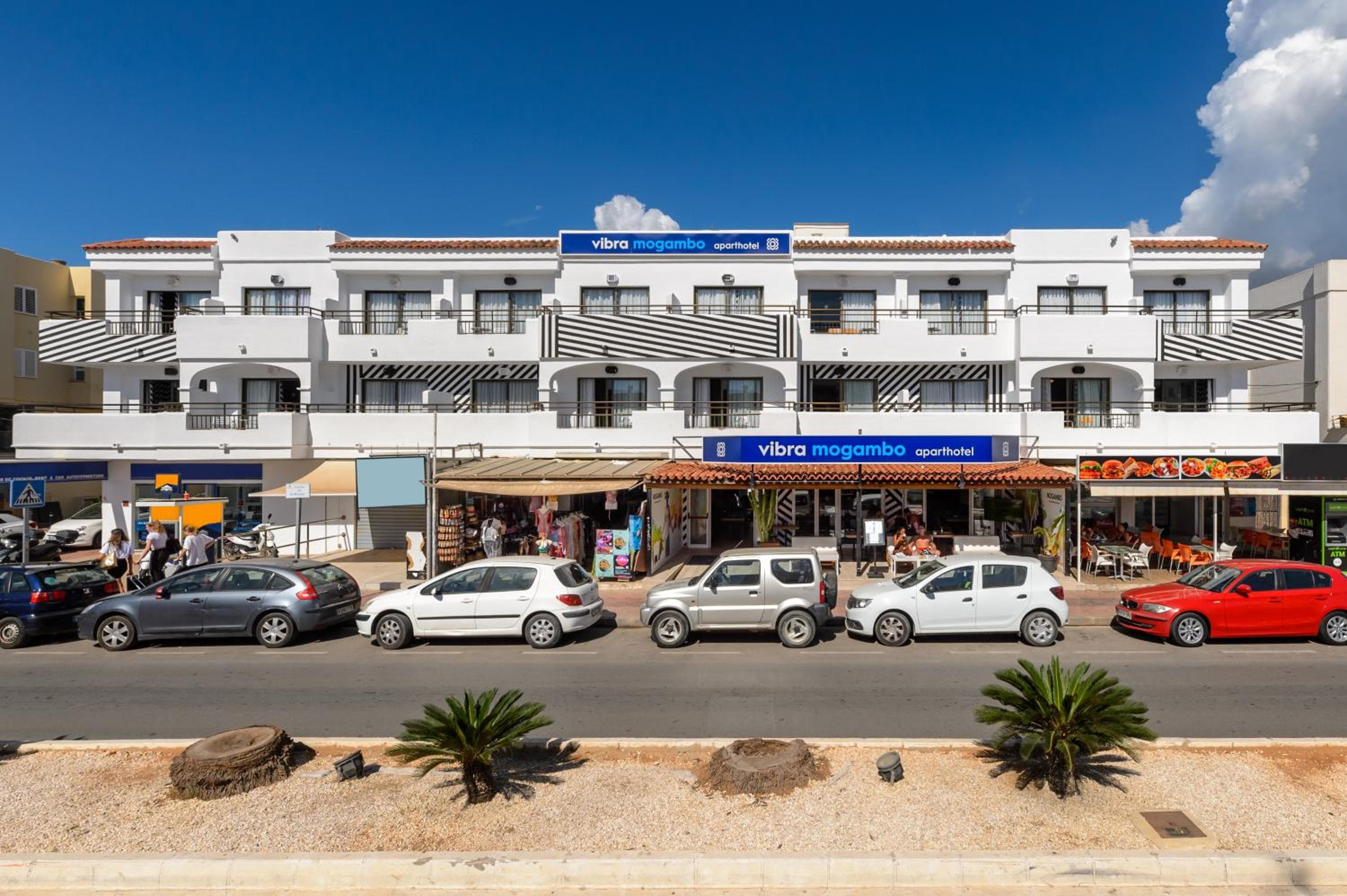 Aparthotel Vibra Mogambo - Adults only, Playa d'en Bossa, photo 2