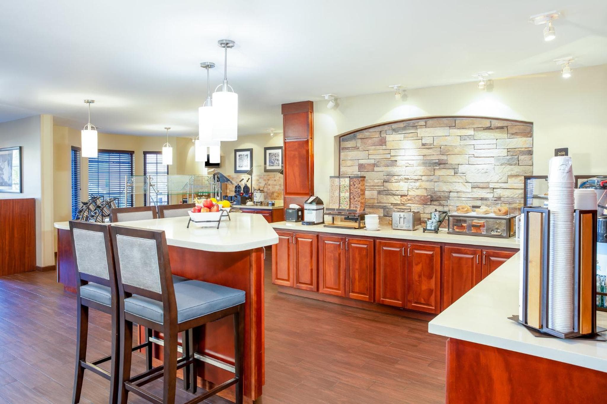 Staybridge Suites Denver - Central Park by IHG, Denver, photo 2