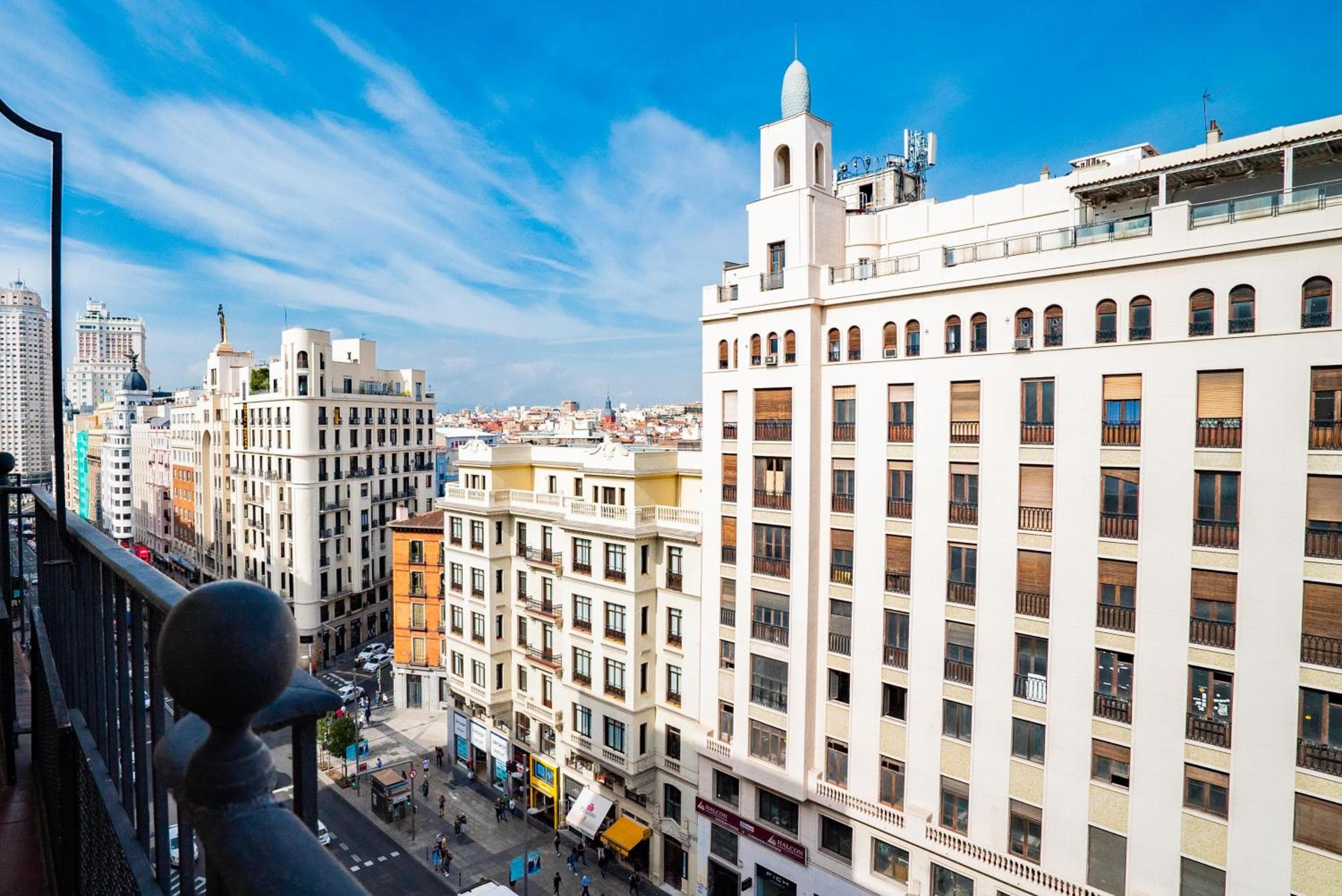 Smartr Madrid Gran Via 47, Madrid, photo 4