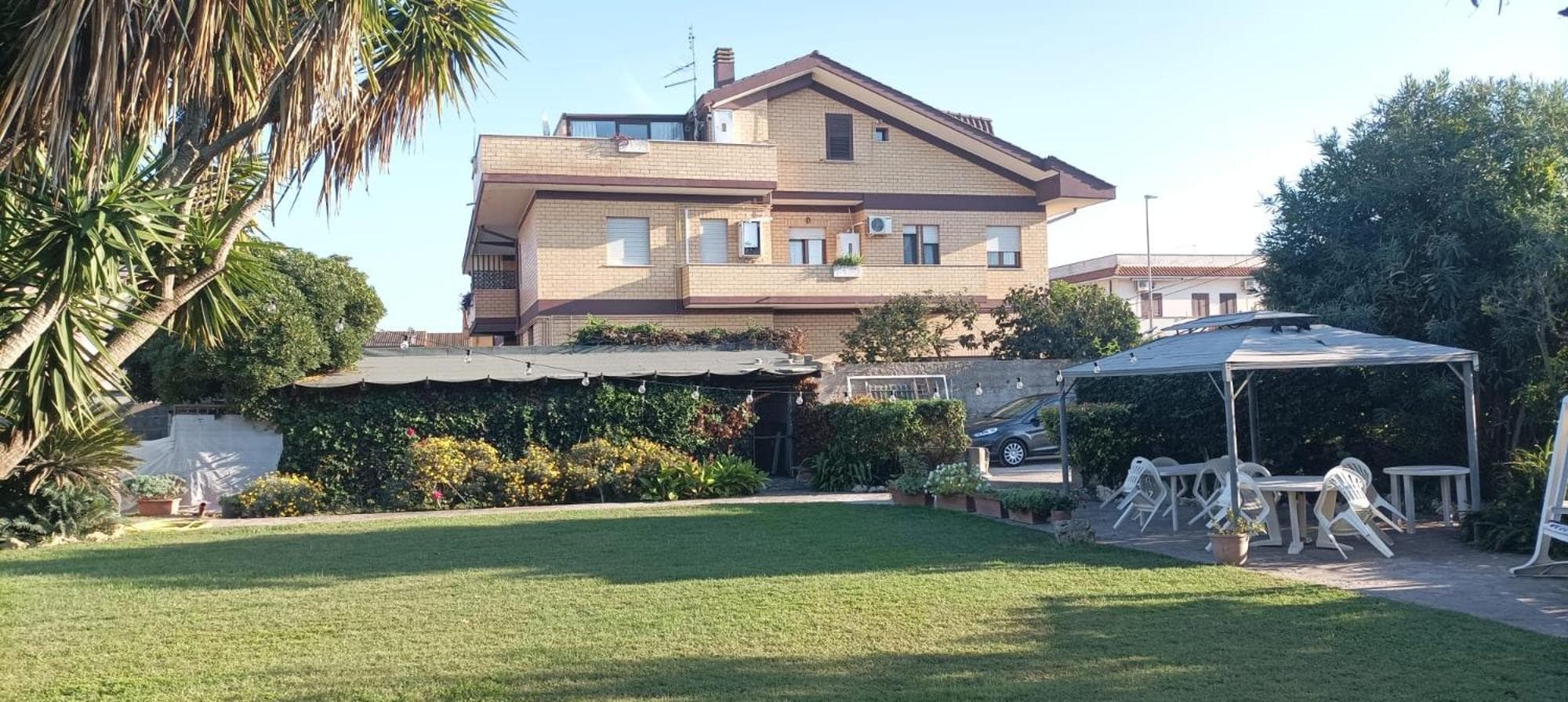 King Suite - con condizionatori vicino Aeroporto e Fiera di Roma, Fiumicino