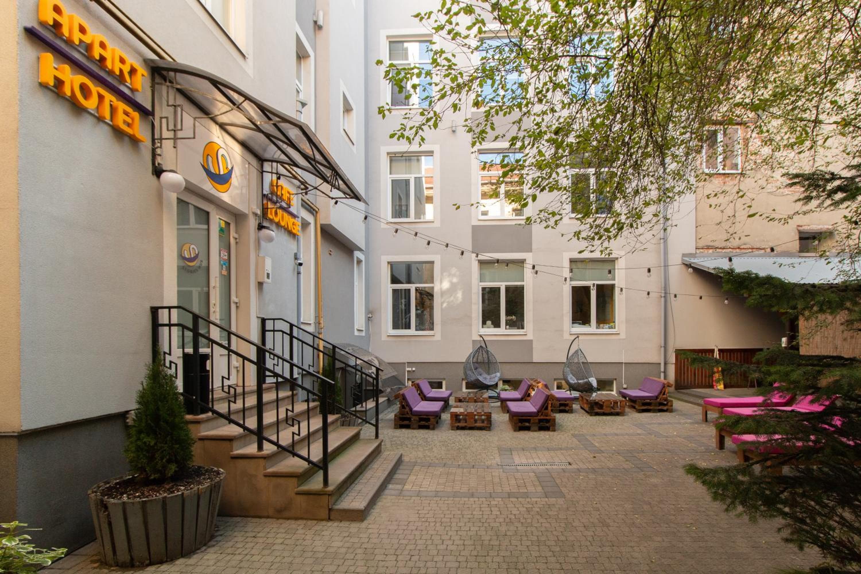 Stories Hub, Lviv