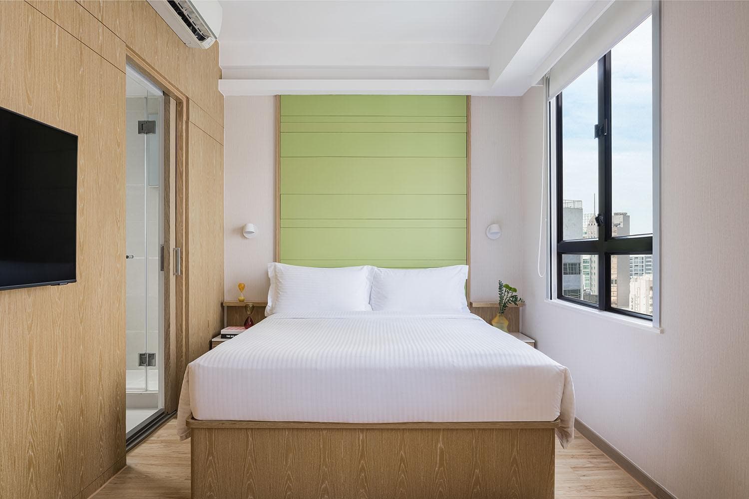YING'nFLO, Hong Kong, Wan Chai - Langham Hospitality Group, Hong Kong, photo 5