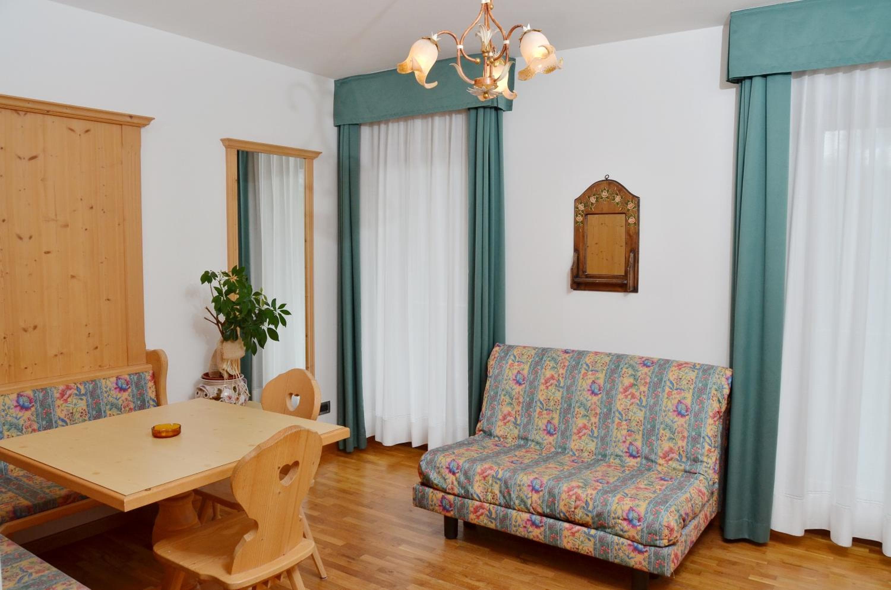 Residence Taufer, San Martino di Castrozza, photo 3