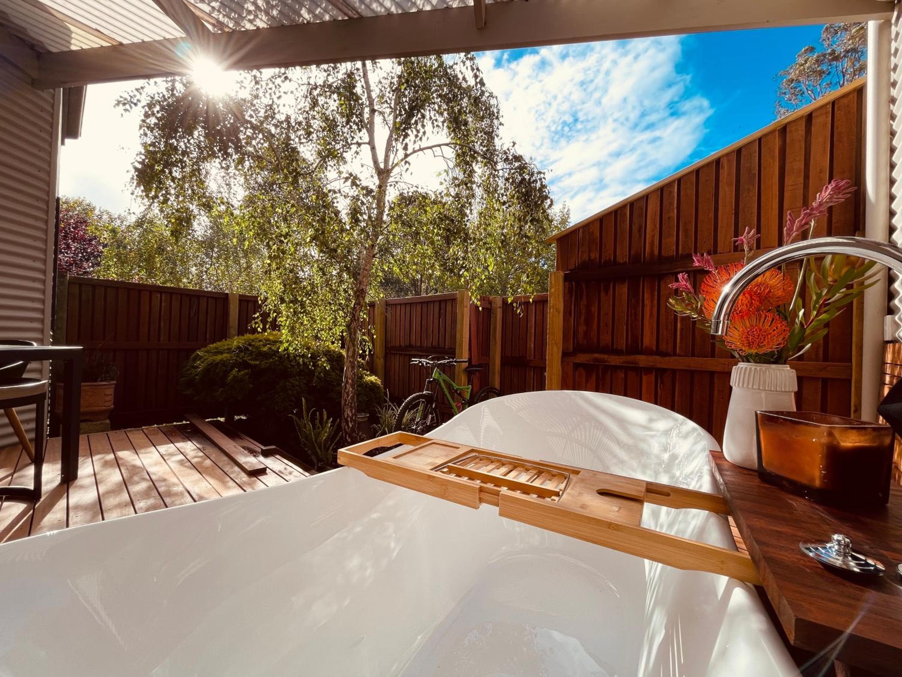 Grape Juice Retreat Rustic romantic gateway 5mins to beaches & town, Margaret River Town, photo 2