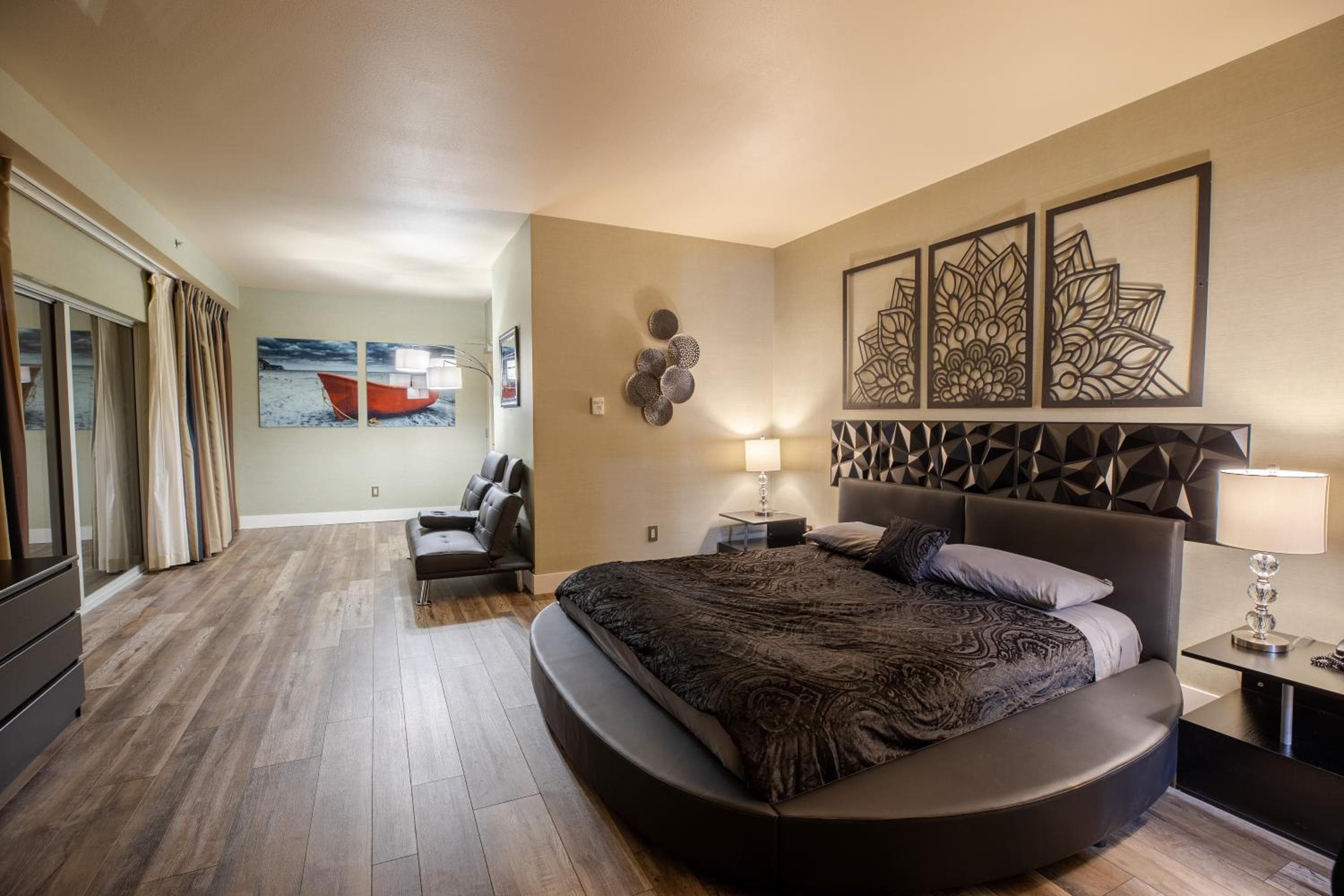 2100 SqFt Penthouse Suite W/ Strip Views! POOL GYM, Las Vegas, photo 4