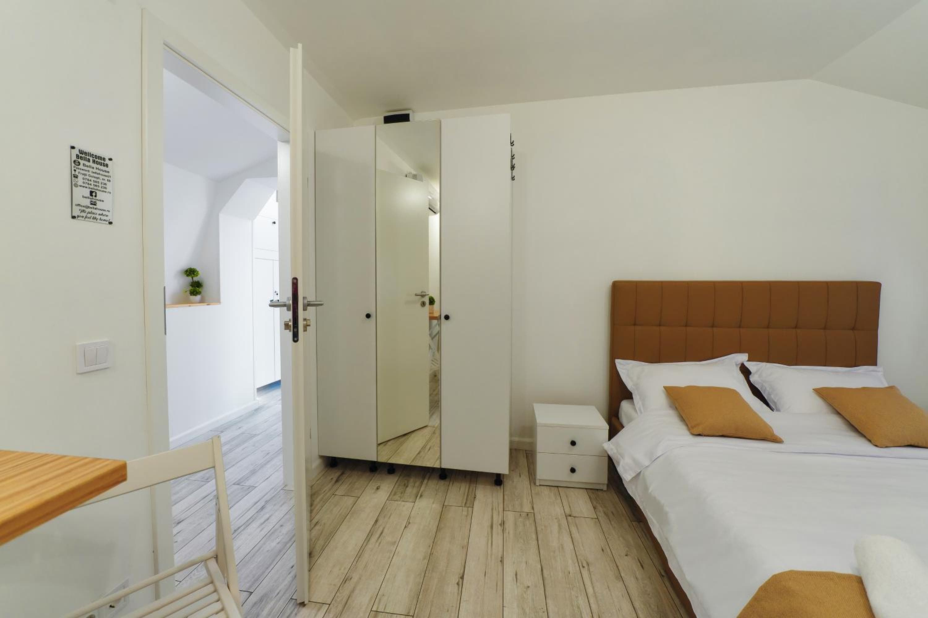 Bella House Apartaments, Craiova, photo 5