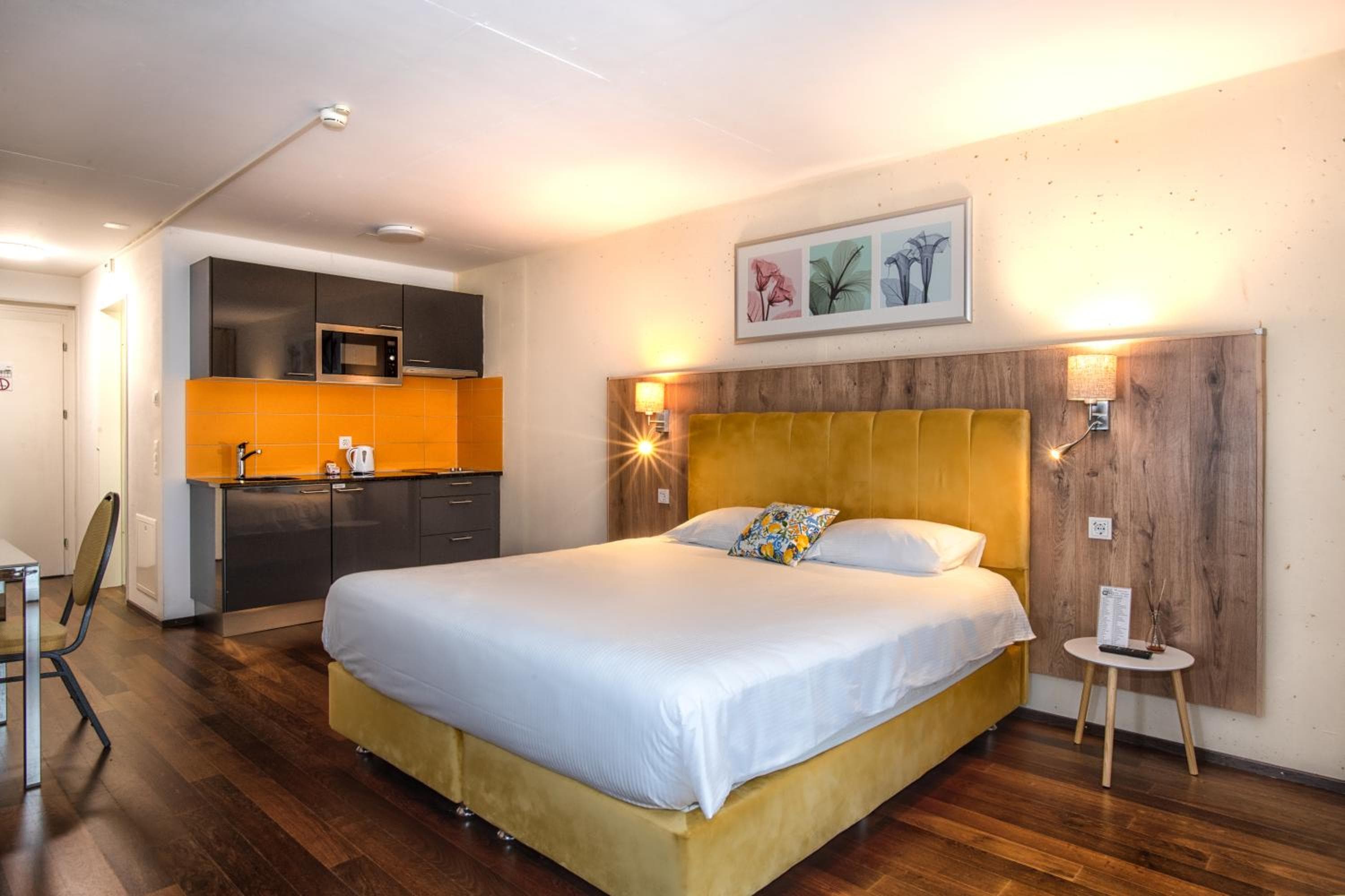 Hotel Residence Loren - contact & contactless check-in, Uster, photo 6