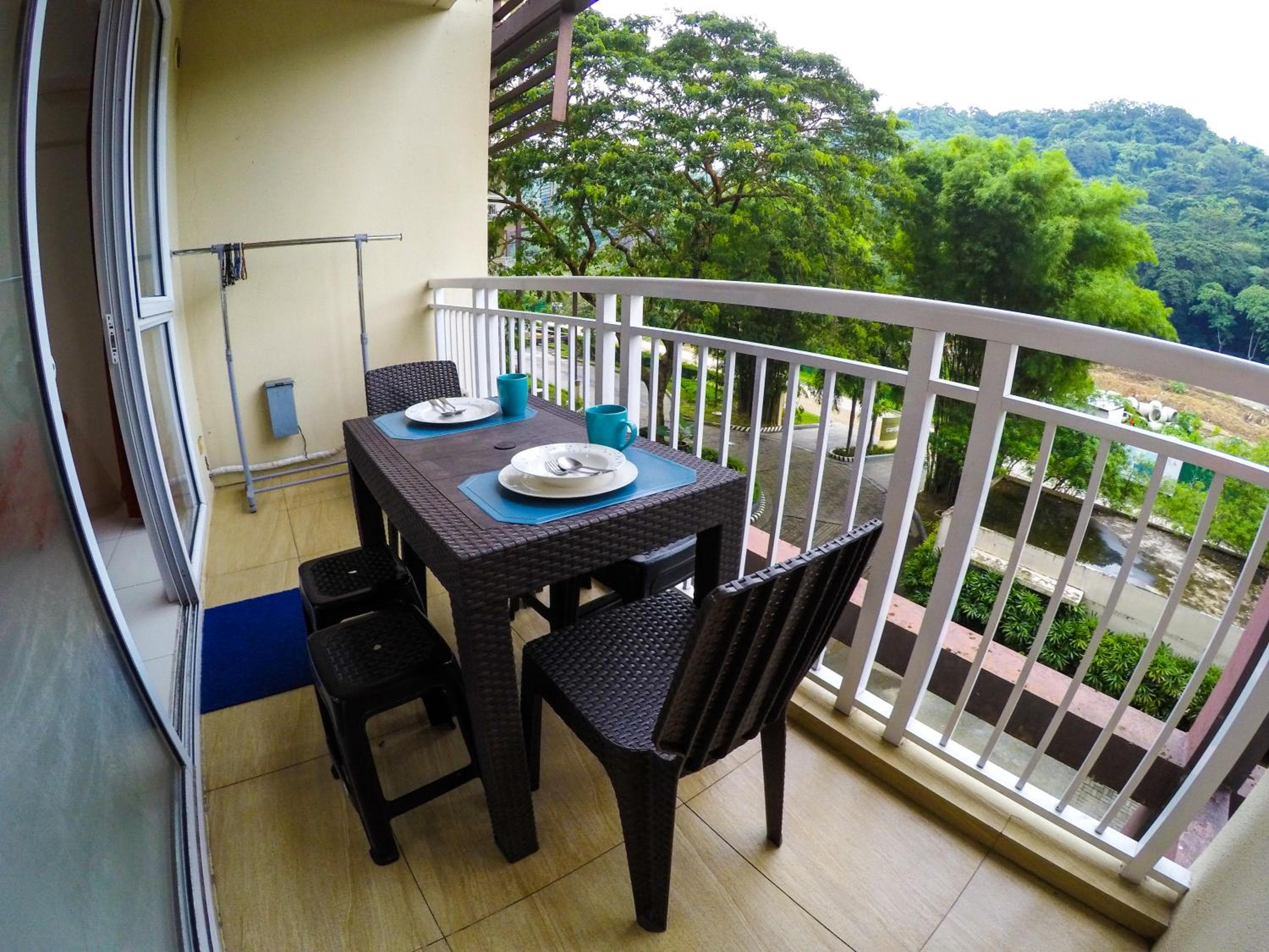 Beach Getaway at Pico de Loro Hamilo Coast Nasugbu Batangas - entrance fee to Pico not yet included, Nasugbu, photo 2