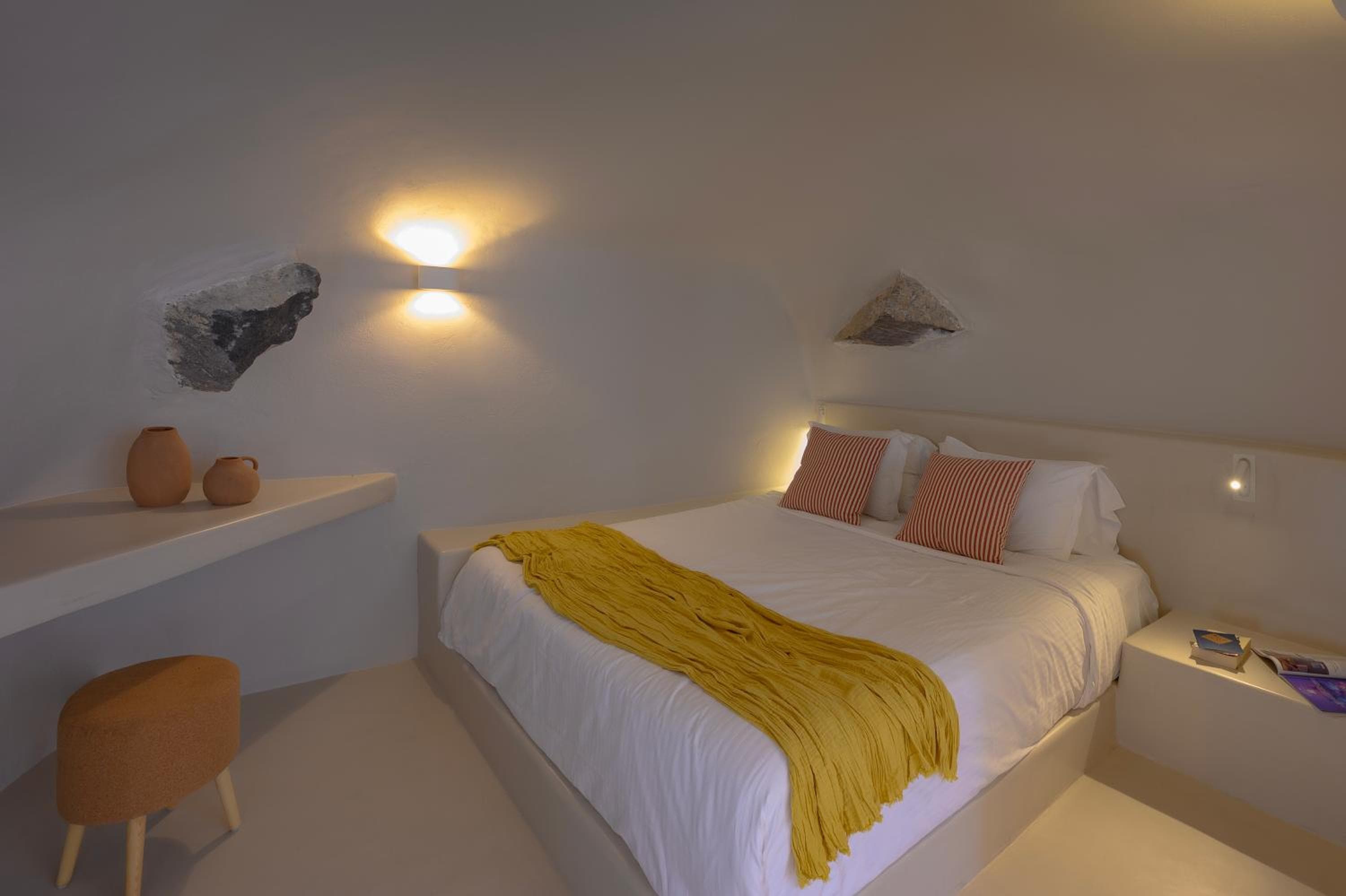 Elements Cave Suites, Megalokhori, photo 4