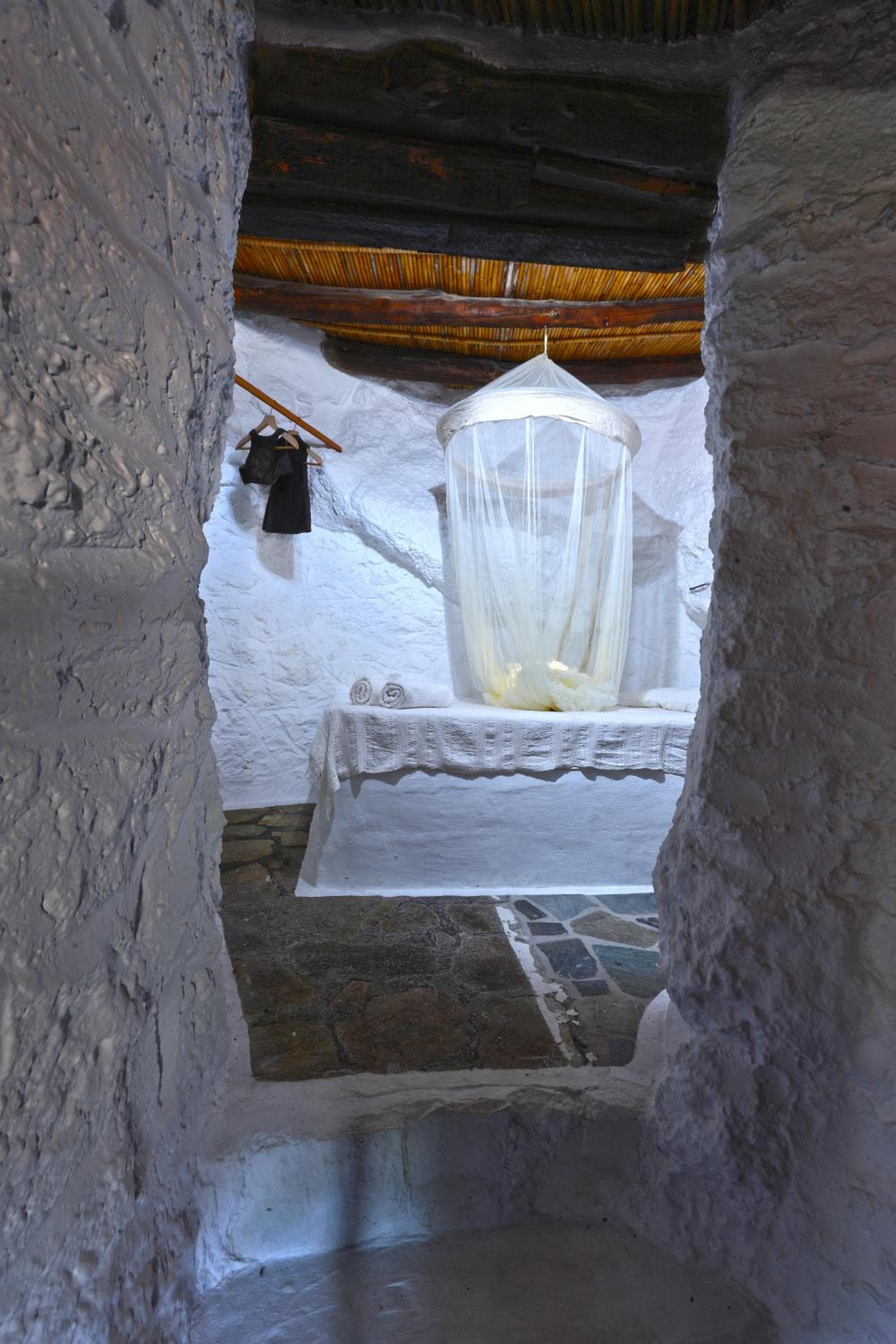 Aspros Potamos, Makry Gialos, photo 6