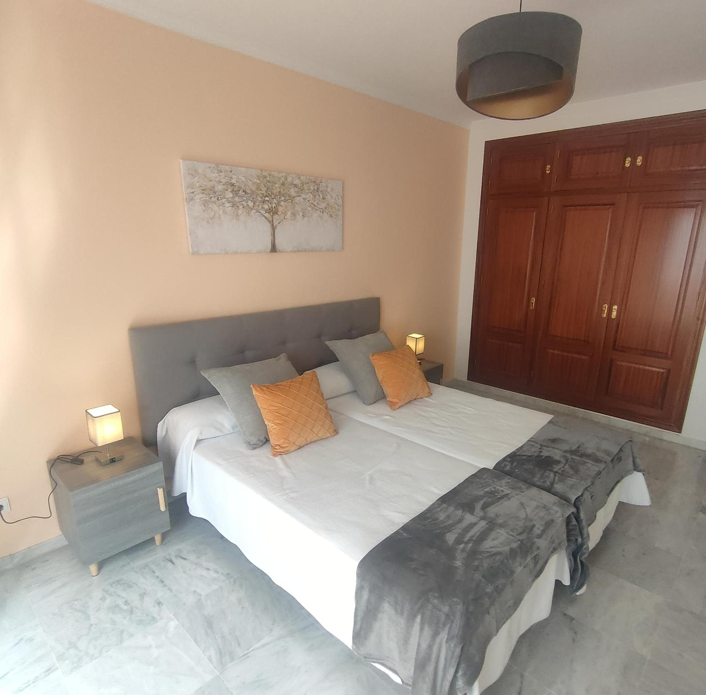 Sanpedro Apartamentos Marbella, Marbella