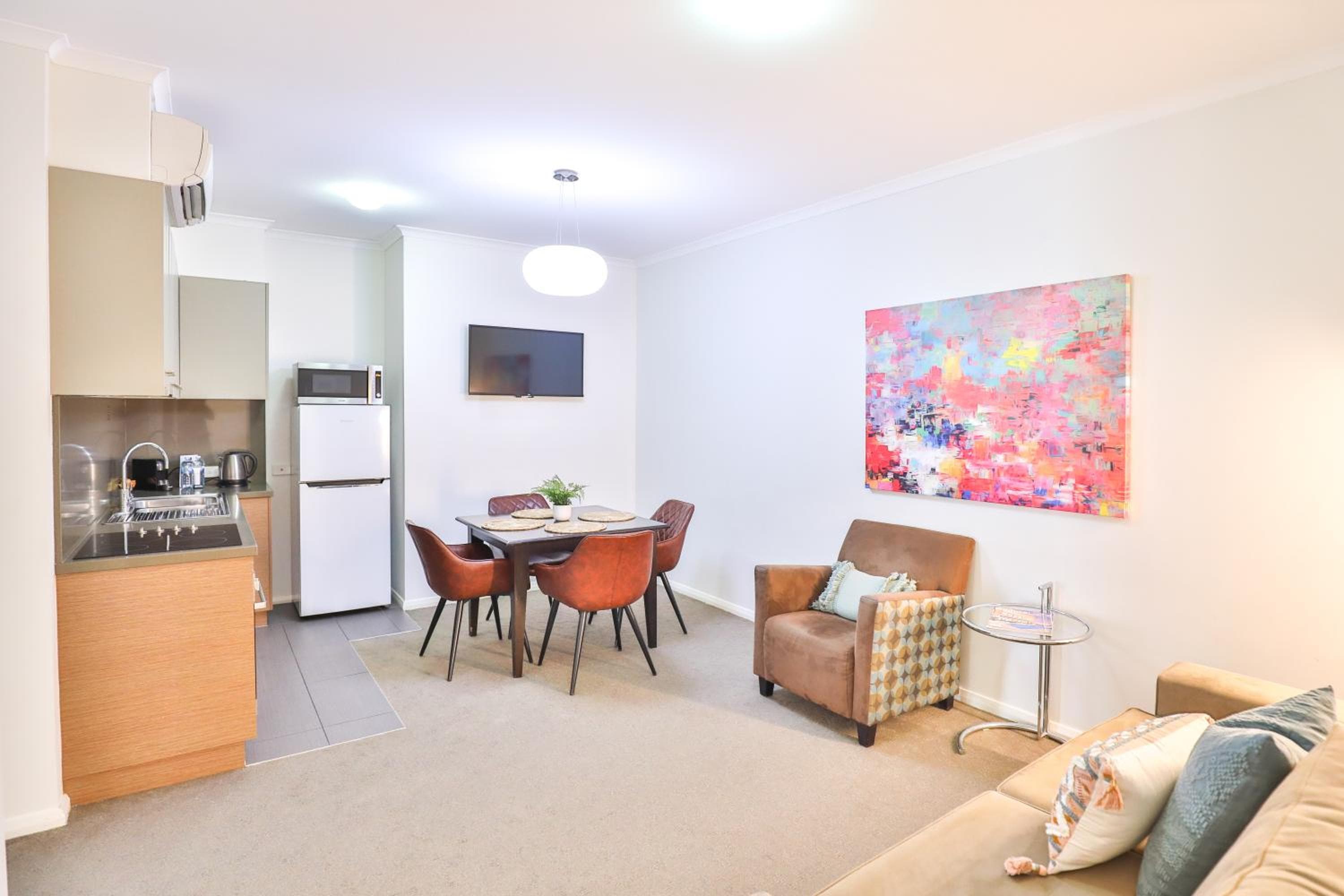 Indulge Apartments - Ontario, Mildura, photo 3