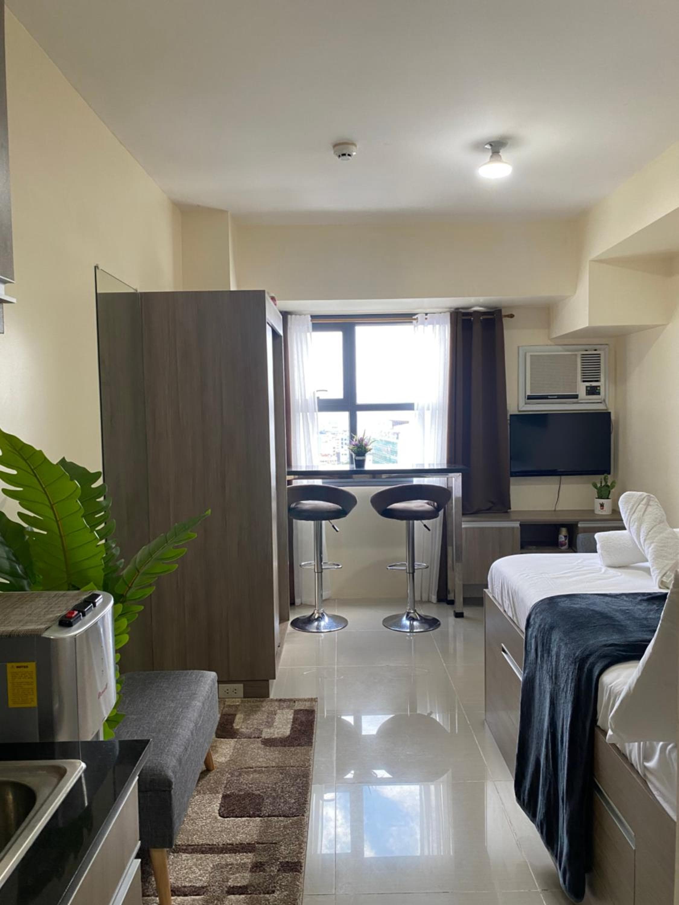 Stunning Sea View Studio Unit@ Horizons 101, Cebu City, photo 5