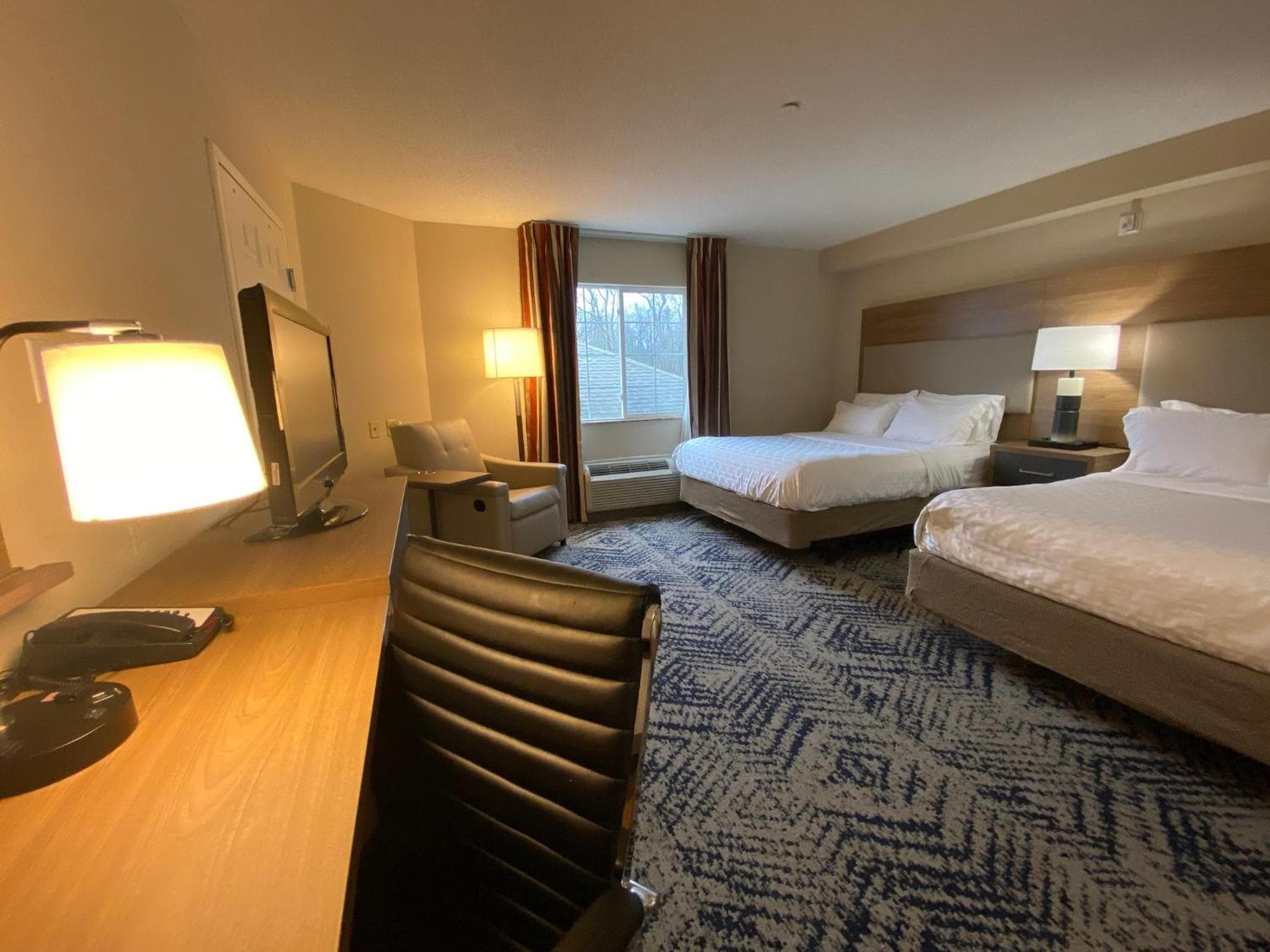 Candlewood Suites Harrisburg I-81 Hershey Area by IHG, Harrisburg, photo 2