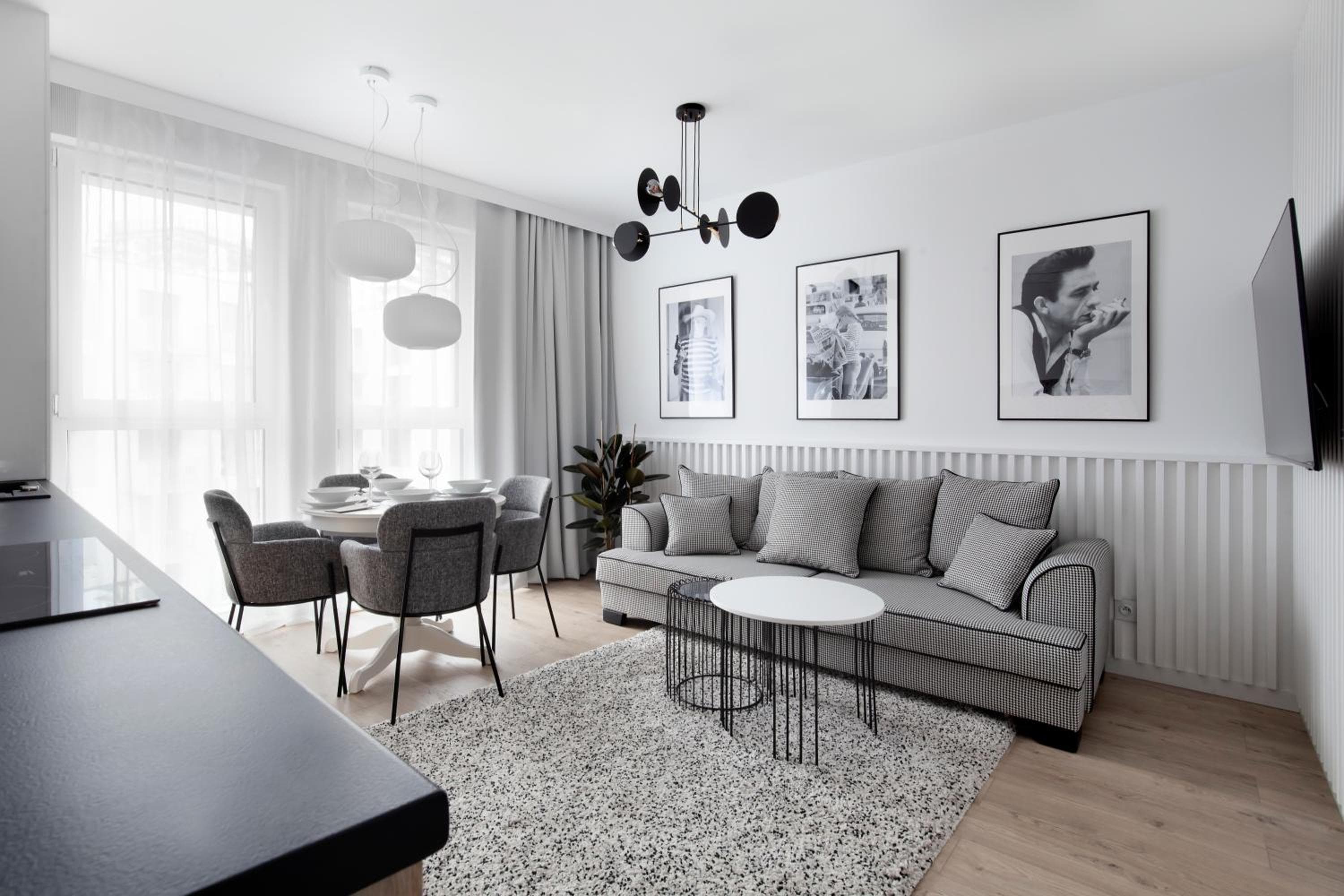 Aura 40 City Center by Downtown Apartments, photo 1