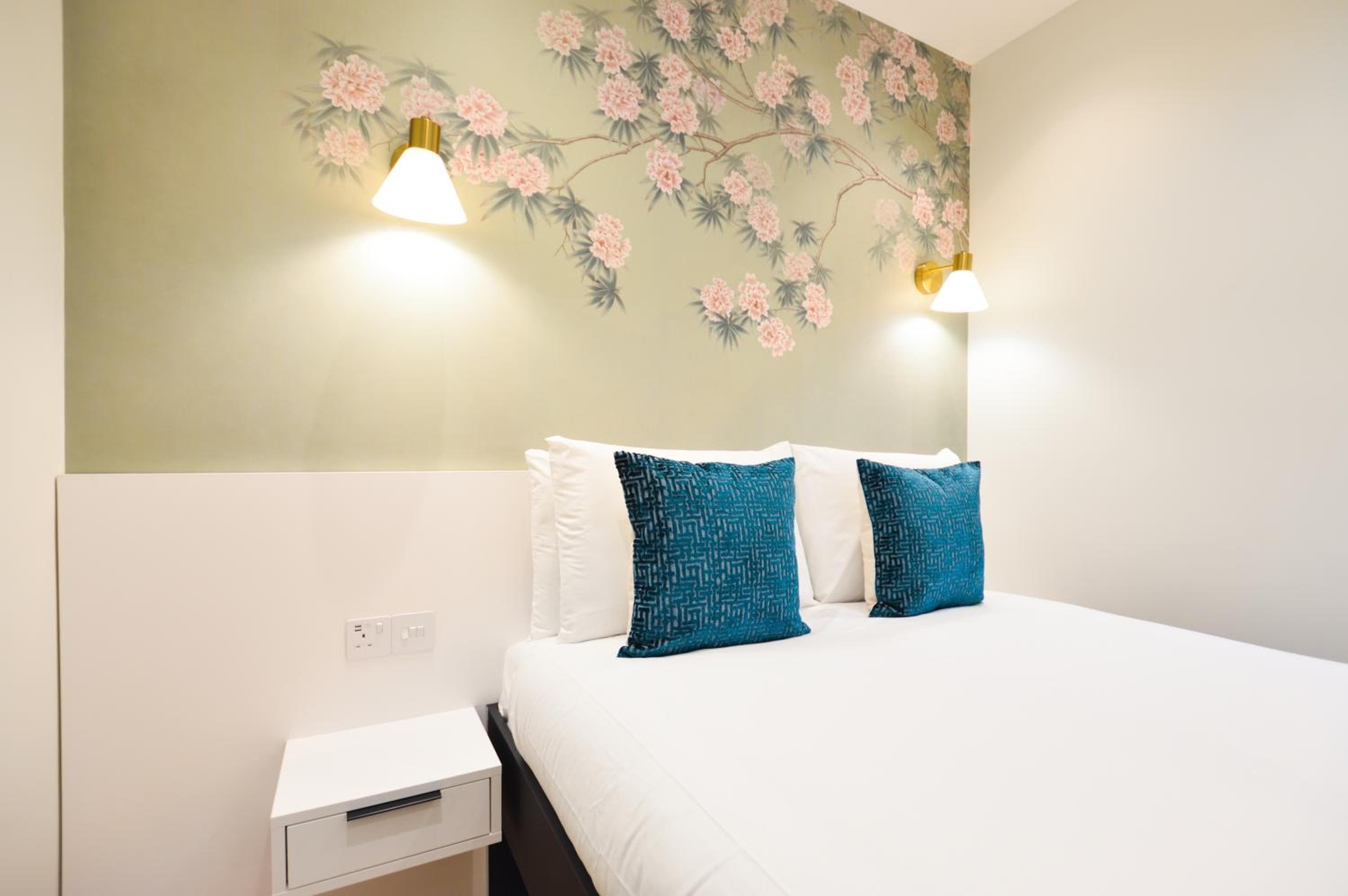 Sale Place Serviced Apartments, London, photo 2
