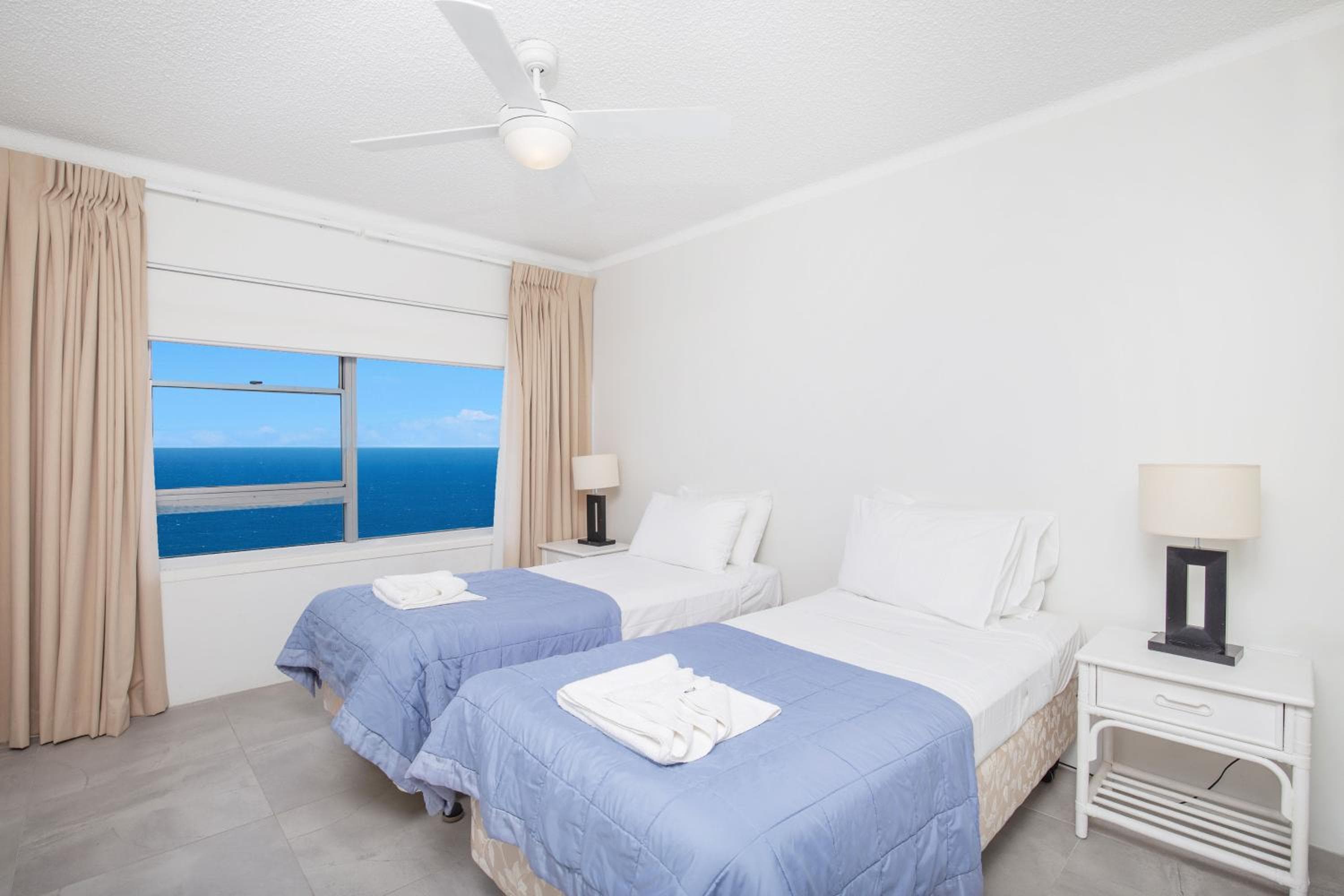 Pacific Plaza Apartments, Gold Coast, photo 6