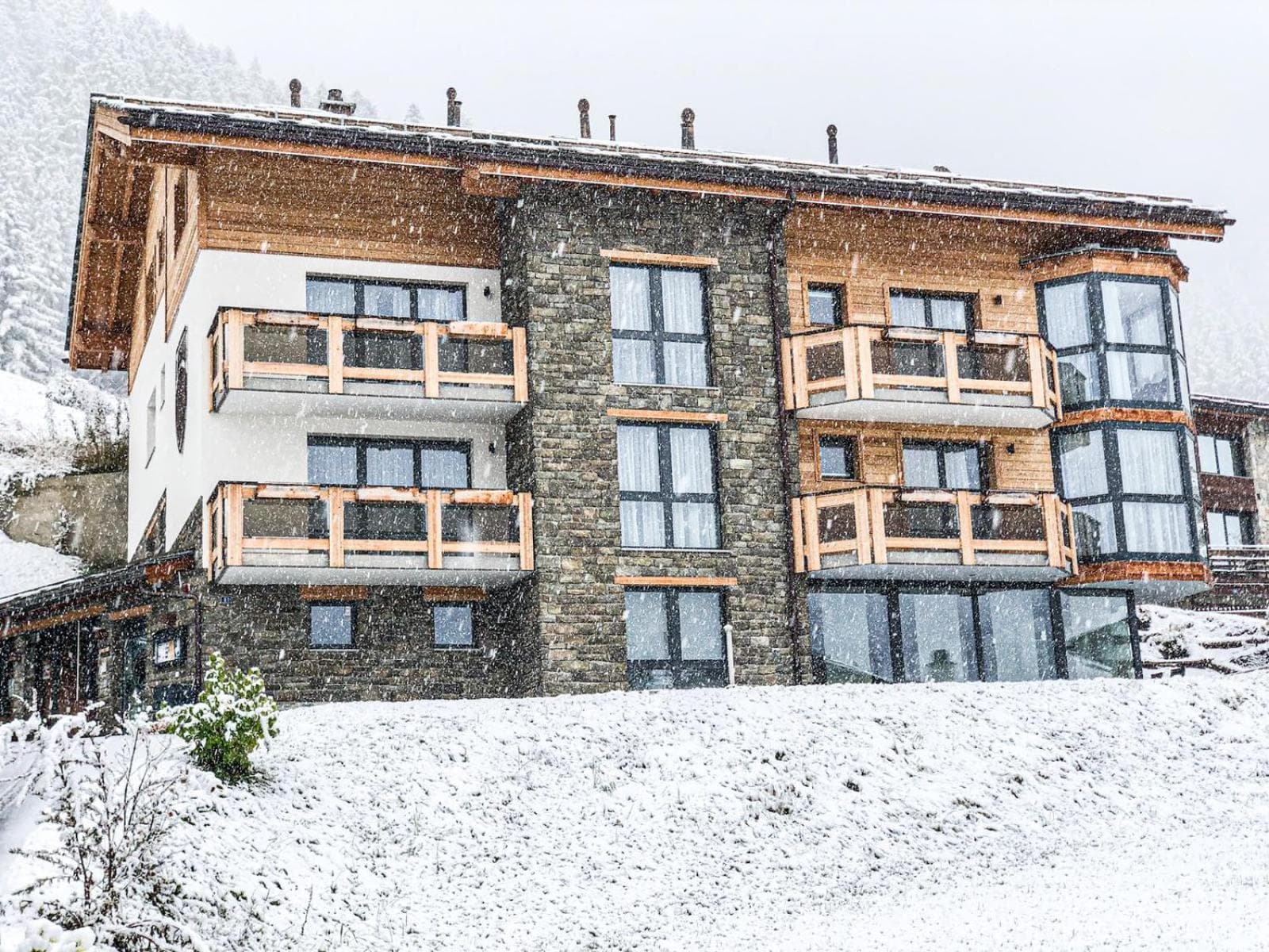 Suitenhotel Panorama Ski Lodge, Zermatt, photo 4