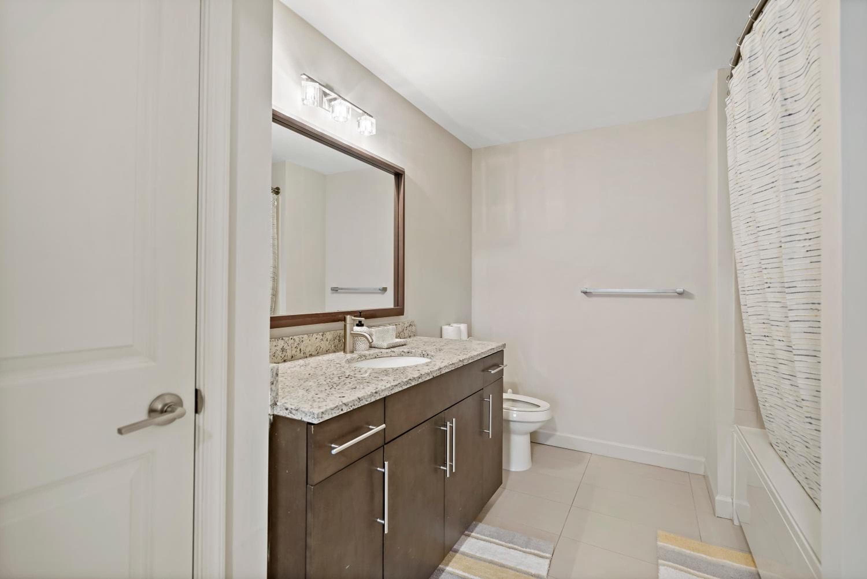 Hala Tysons, McLean, photo 5