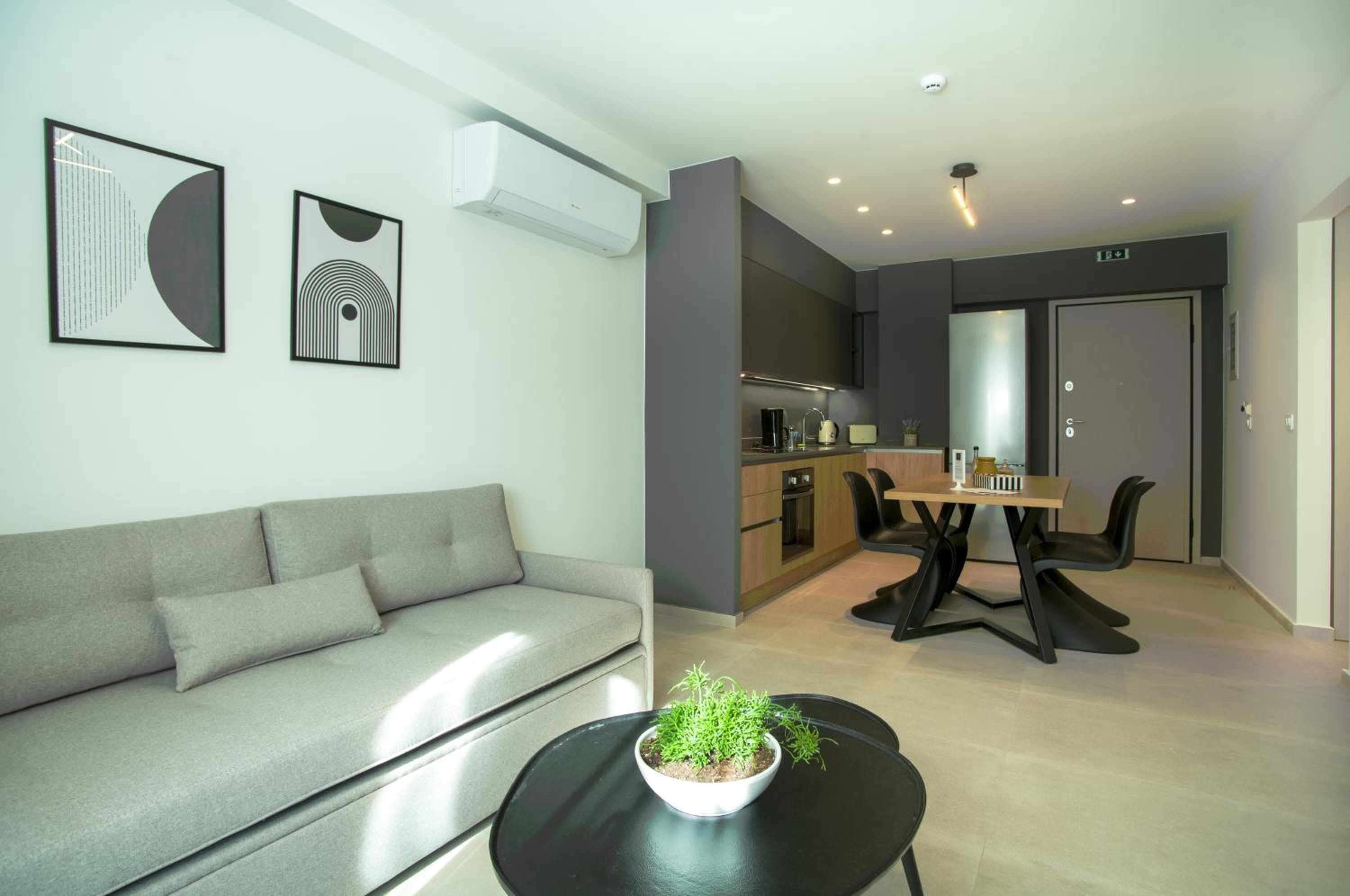 Celine Luxury Apartments & Suites, Agios Nikolaos, photo 3