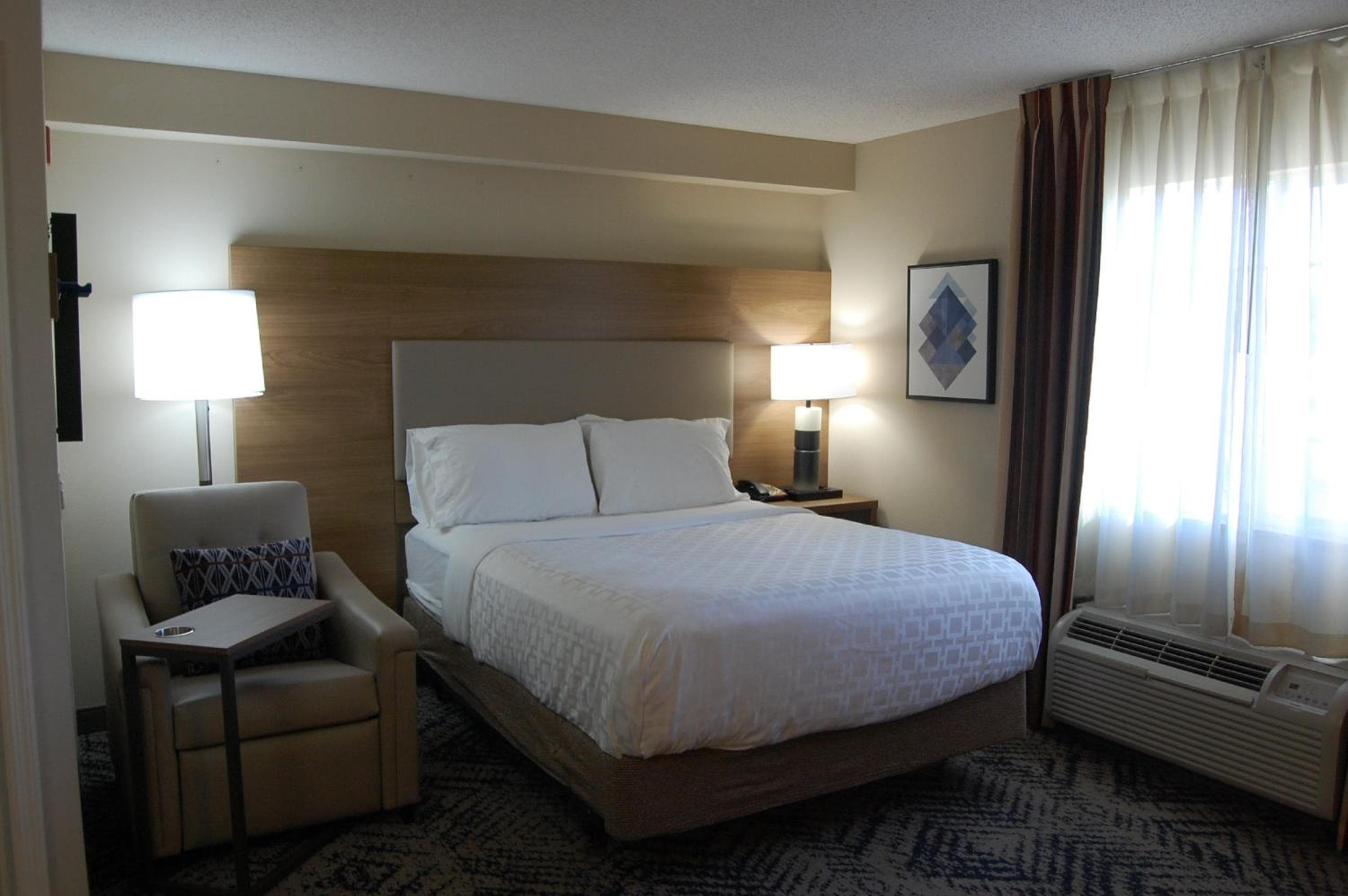 Candlewood Suites Harrisburg I-81 Hershey Area by IHG, Harrisburg, photo 4