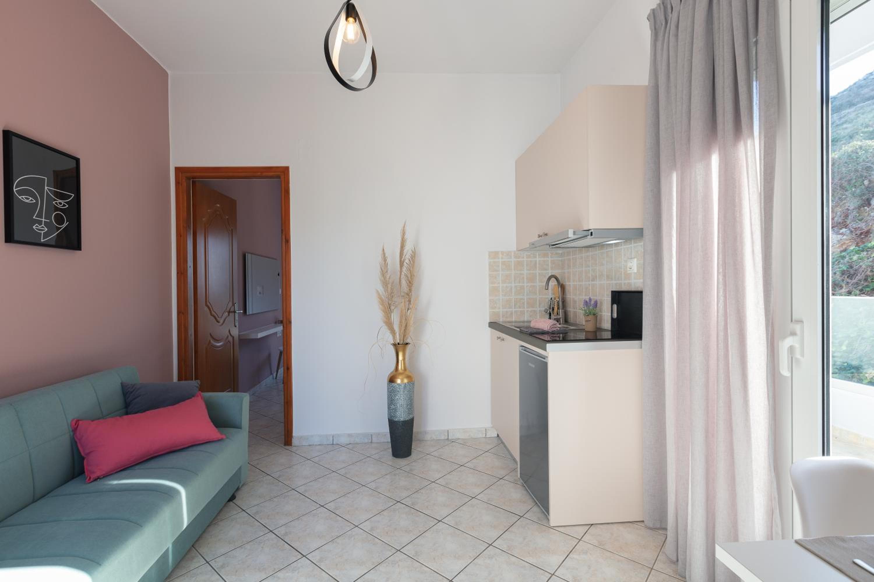Pietra Di Mare, Petres, photo 2