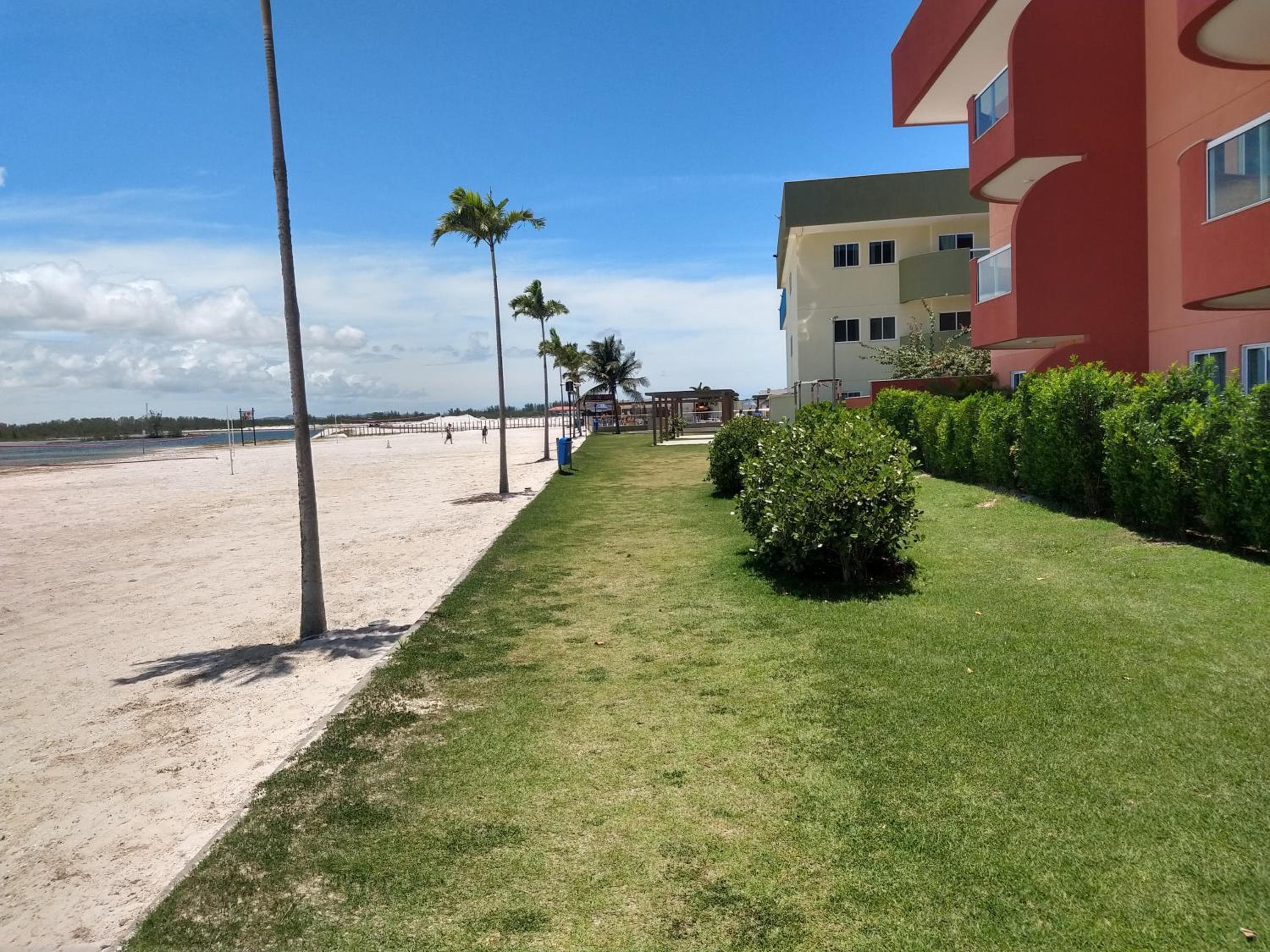 Apartamento no Golden Lake - pé na areia, agua de côco e cervejinha, Arraial do Cabo