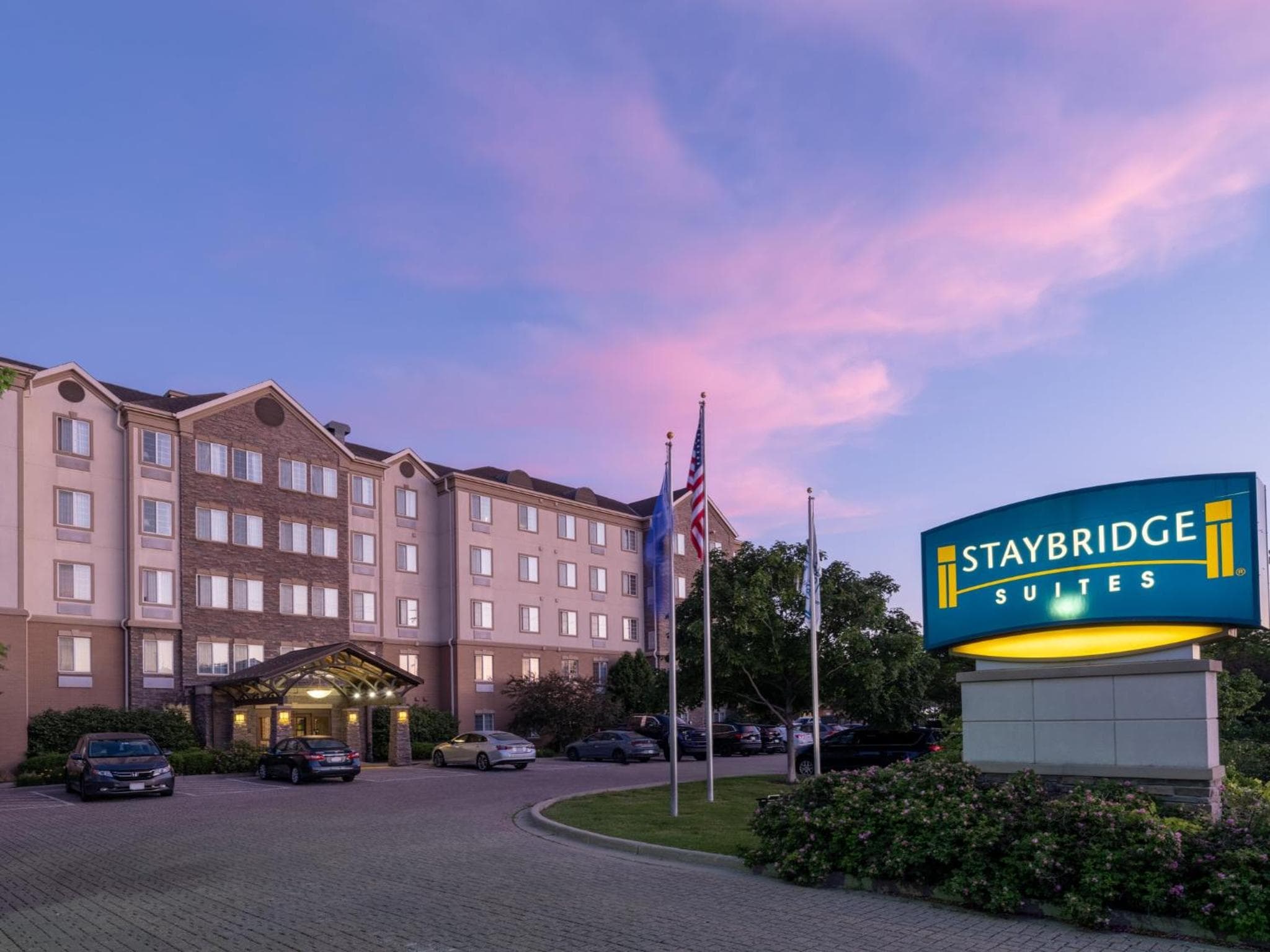 Staybridge Suites Milwaukee Airport South by IHG, Franklin