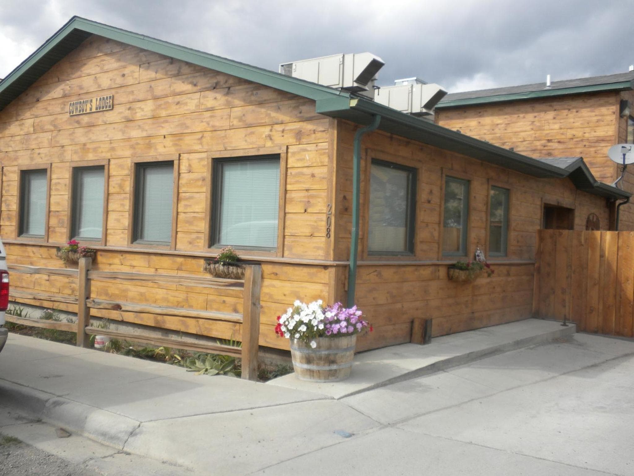 Cowboy's Lodge, Gardiner