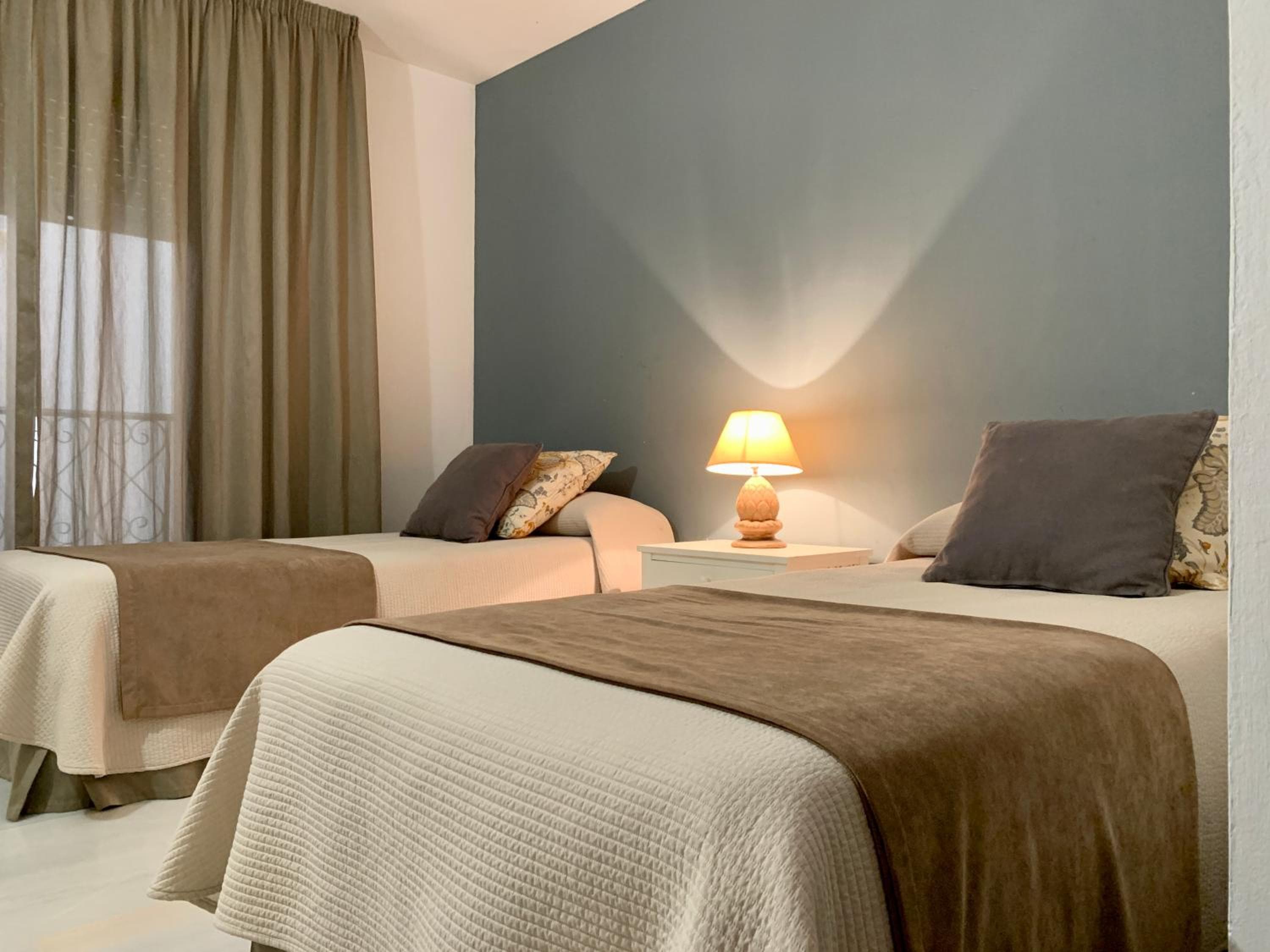 Benabola Hotel & Suites, Marbella, photo 4